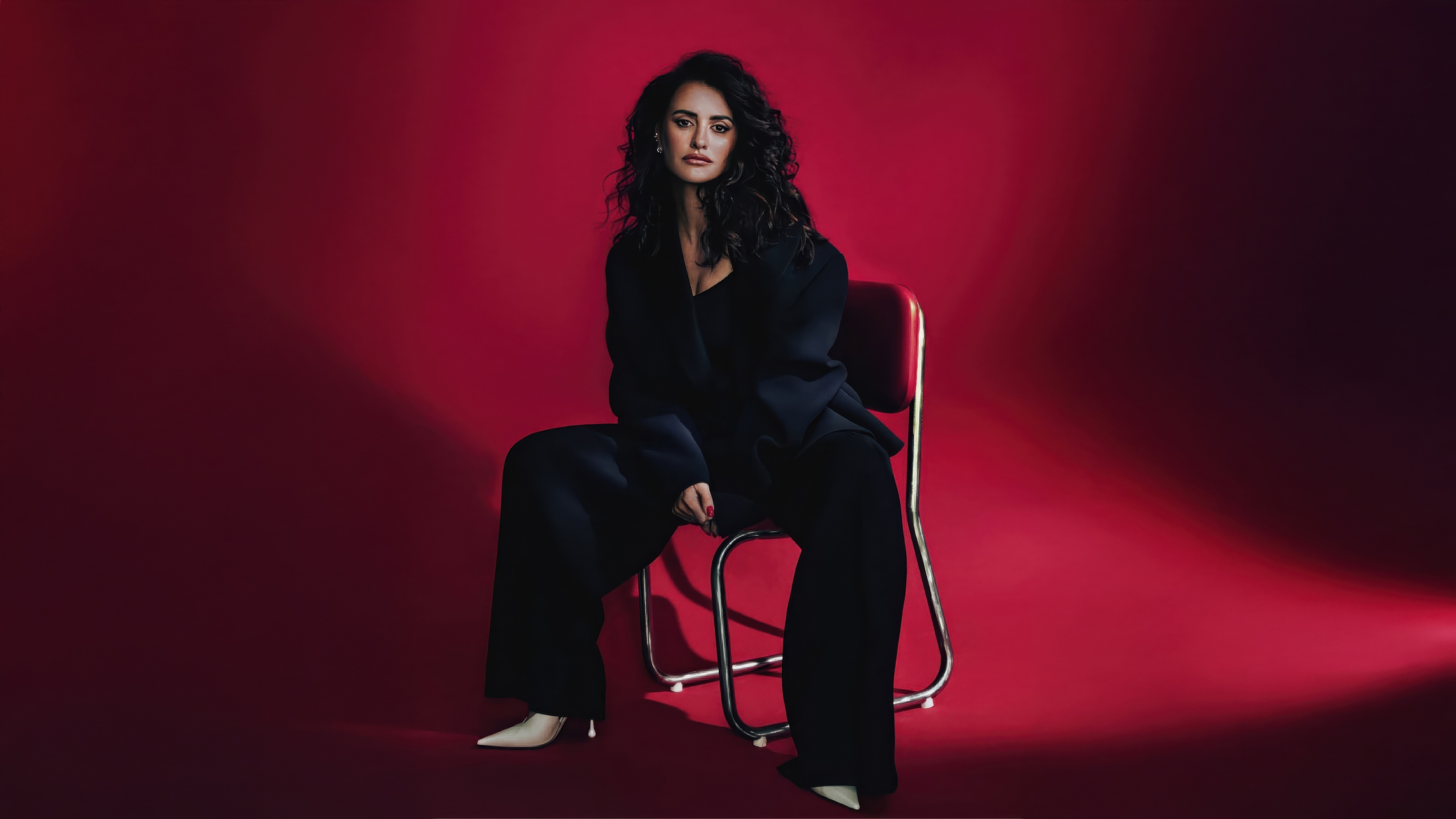 Penelope Cruz in Marie Claire France HD Wallpaper