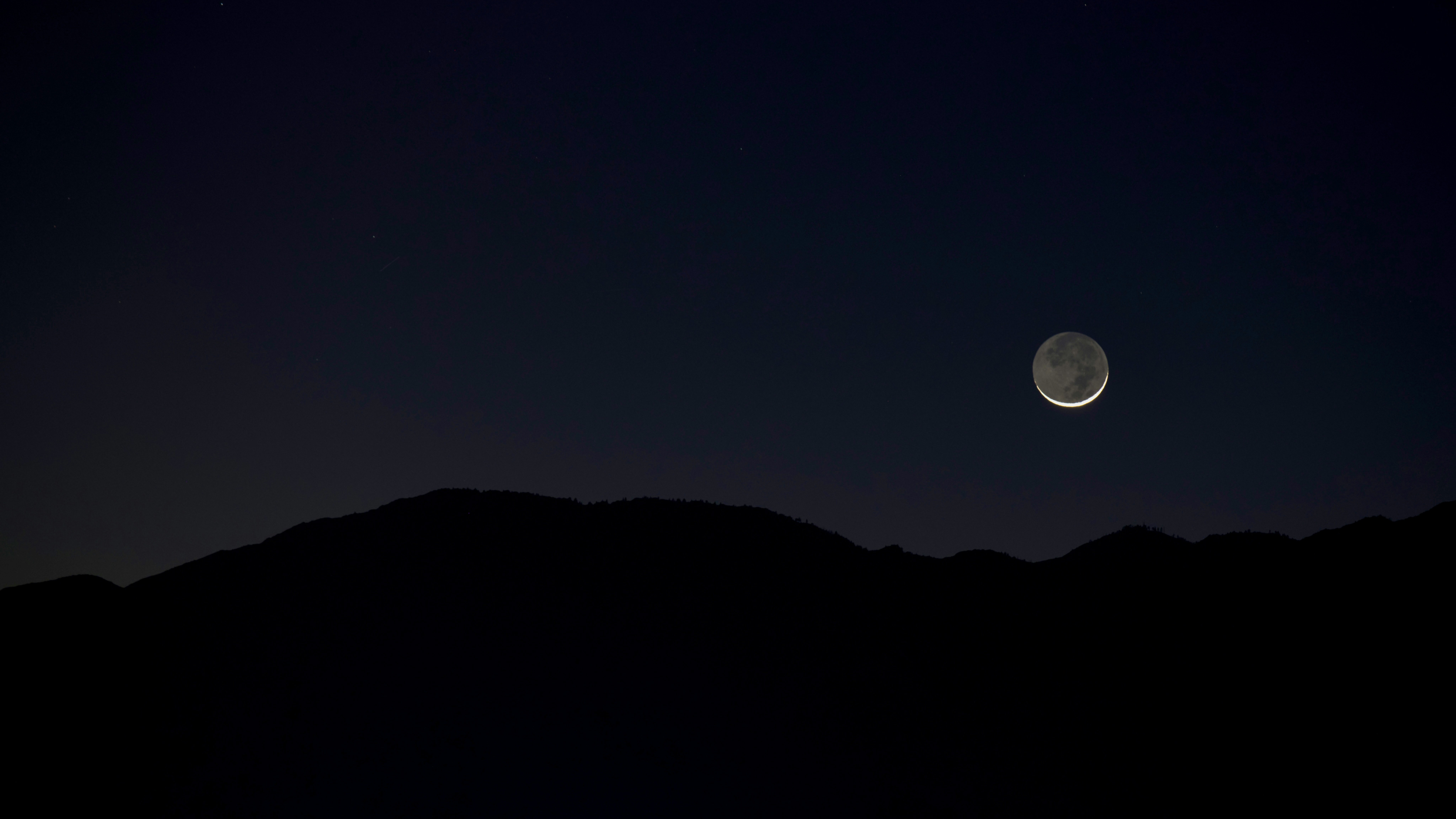 Crescent Moon Over Silhouetted Mountains HD Wallpaper