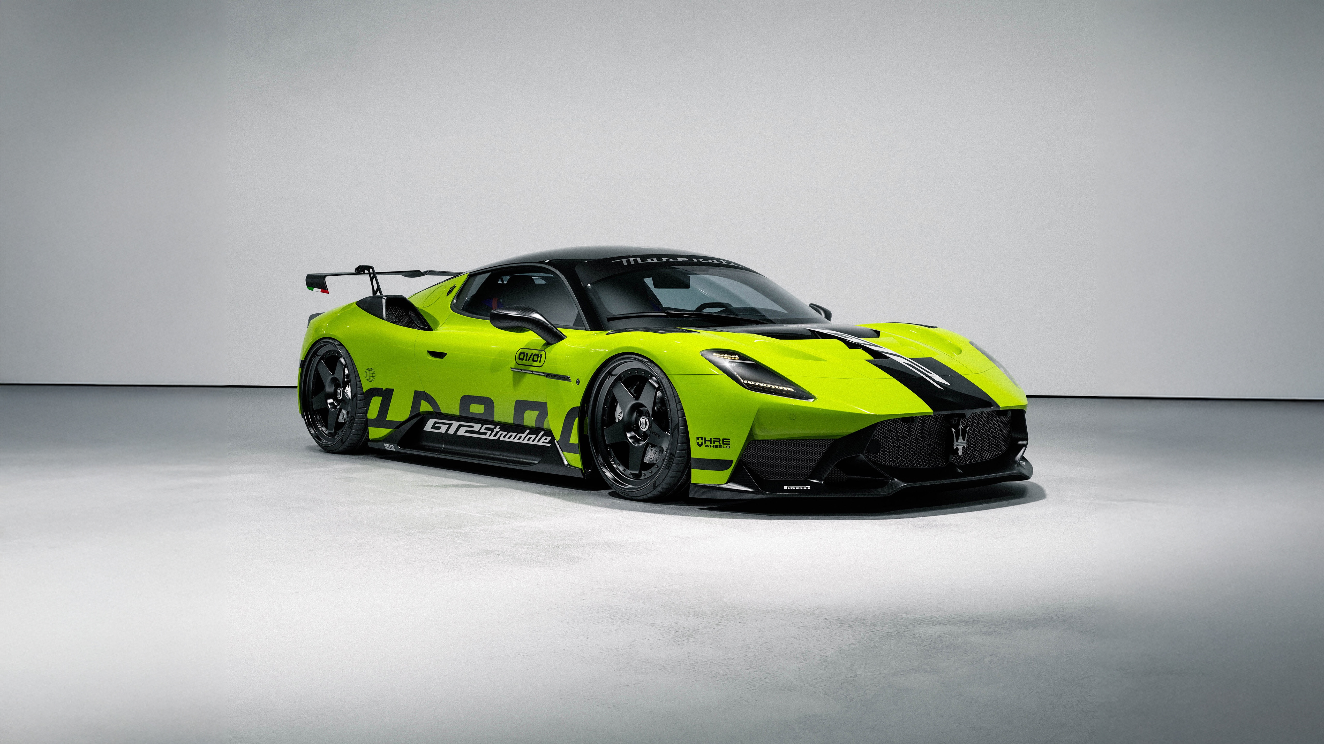 Maserati MC20 GT2 Stradale in lime green HD Wallpaper