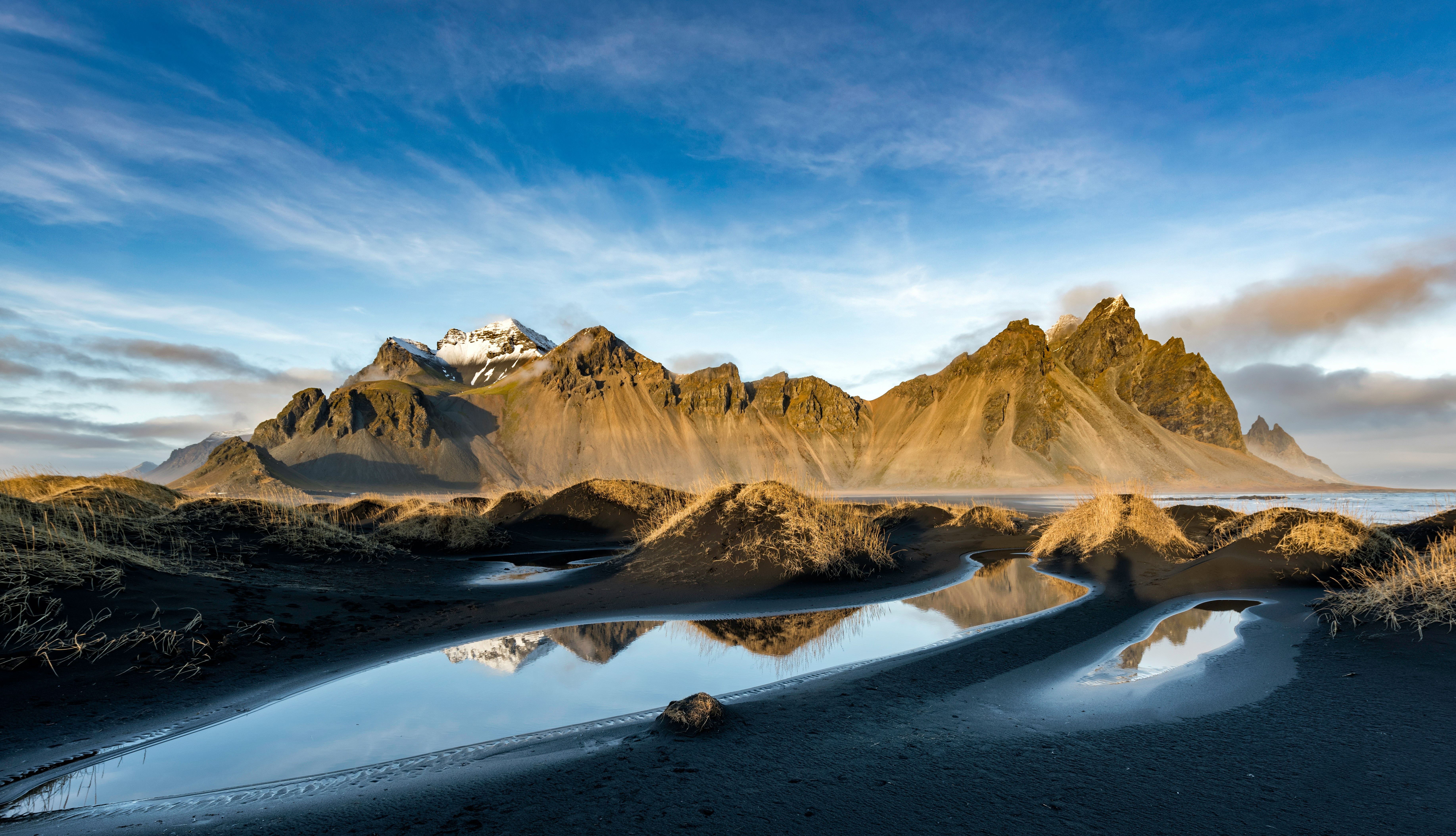 Vestrahorn Mountains Reflected in Water at Dawn HD Wallpaper