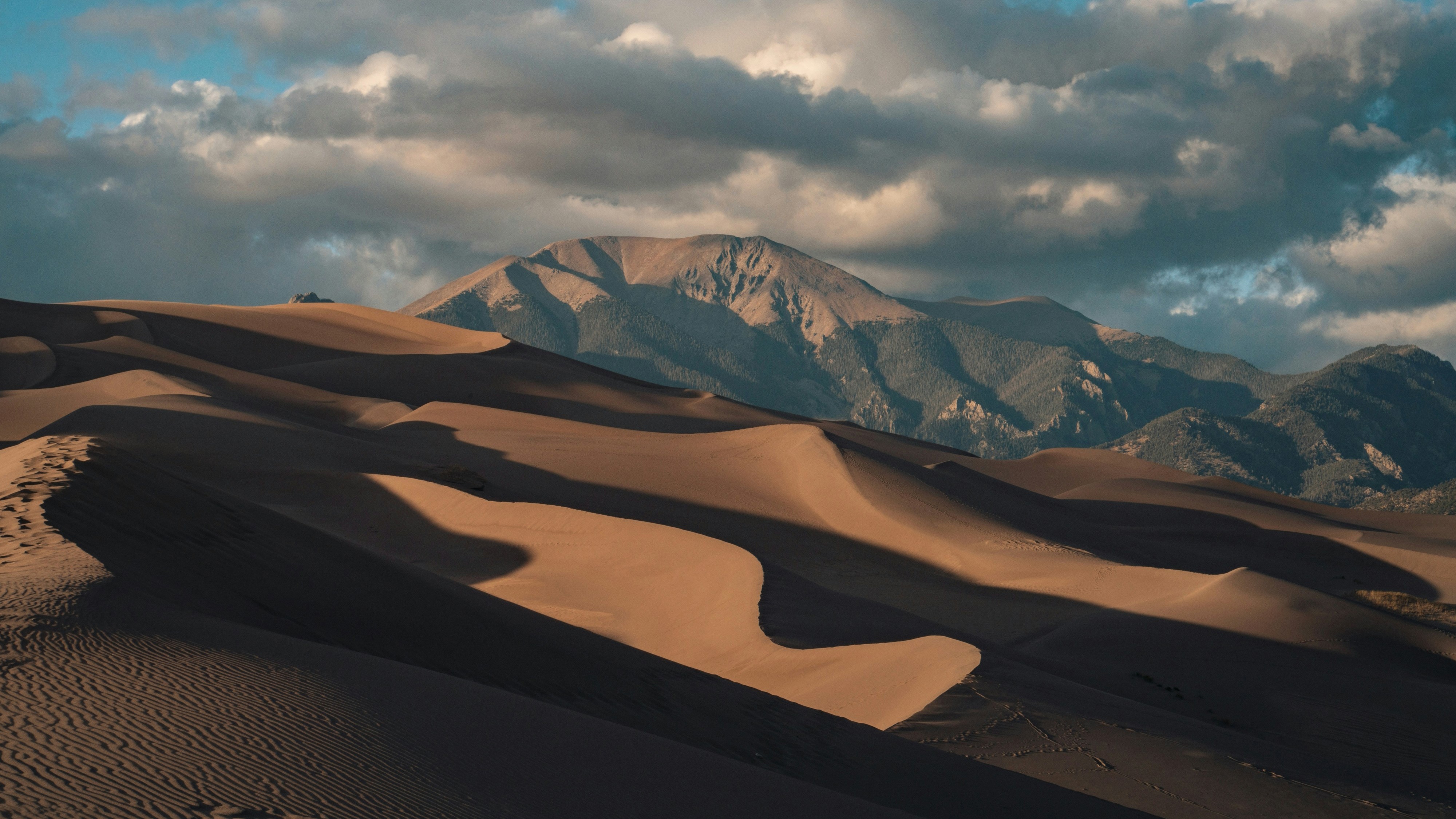 Great Sand Dunes National Park and Preserve HD Wallpaper