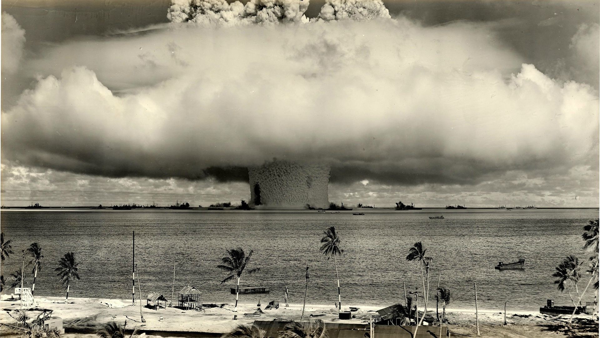 Atomic Bomb Explosion Over the Ocean HD Wallpaper