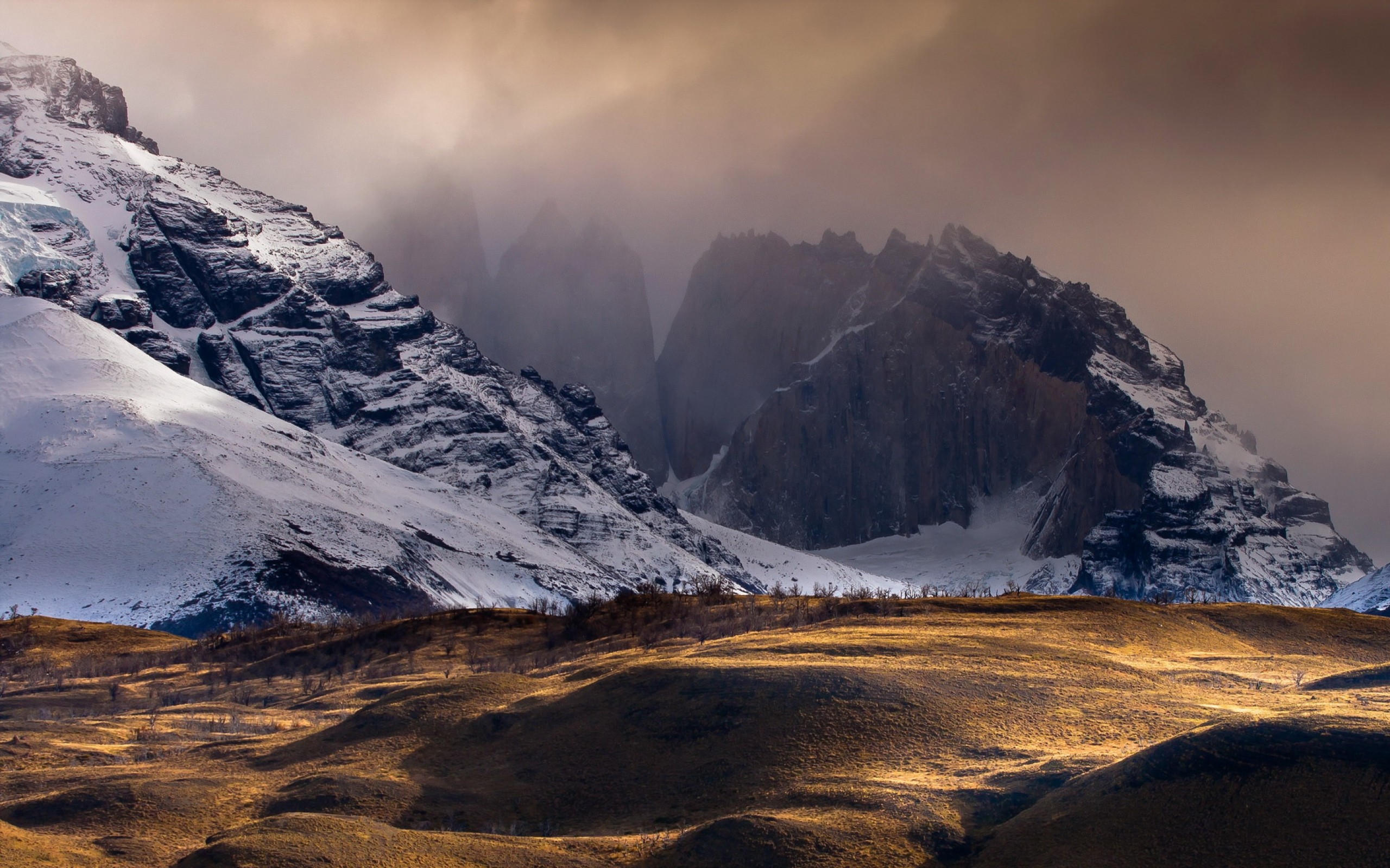 Snow-capped mountains in Torres del Paine National Park, Chile HD Wallpaper