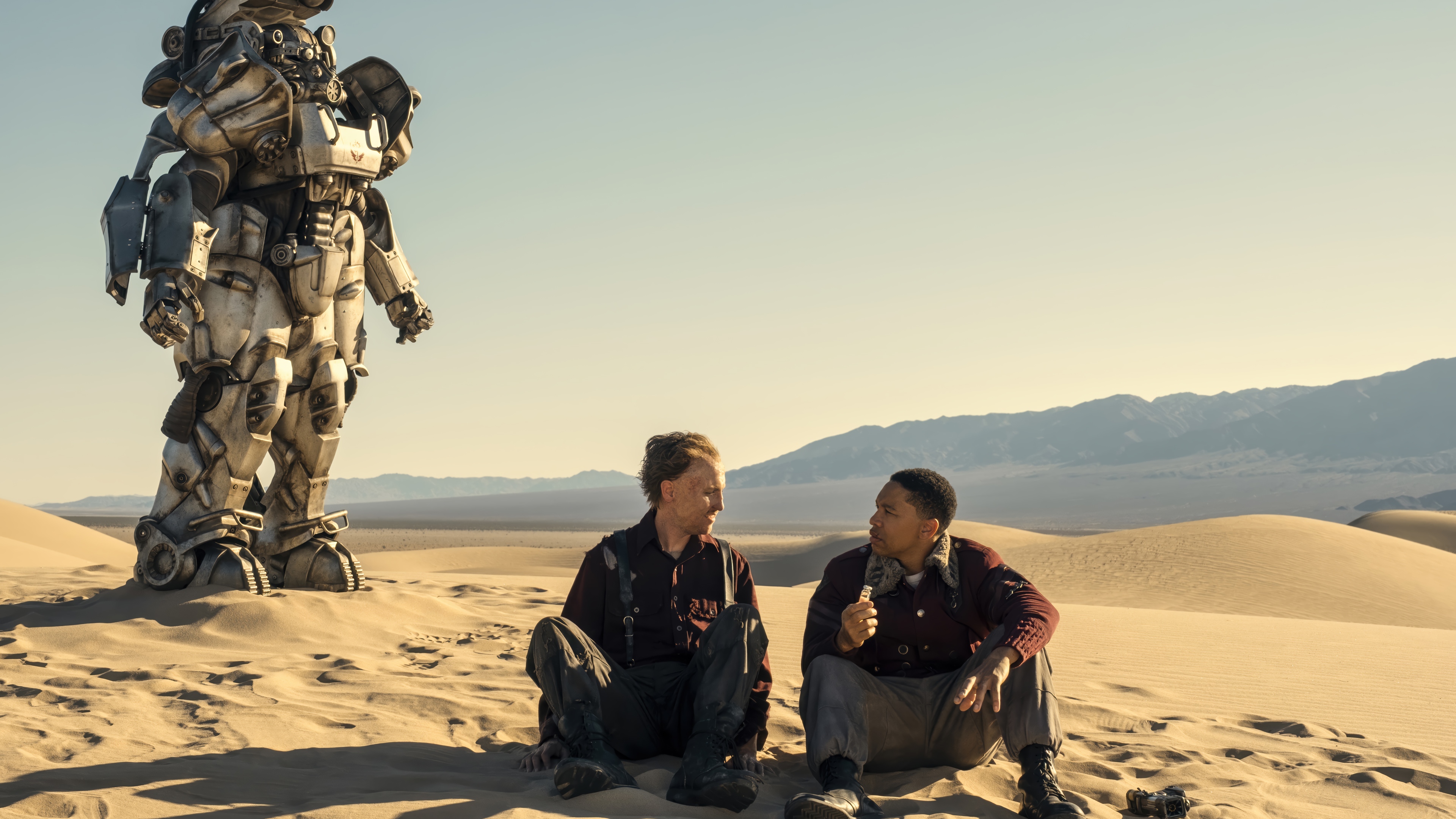 Fallout Series: Power Armor and two men in desert HD Wallpaper