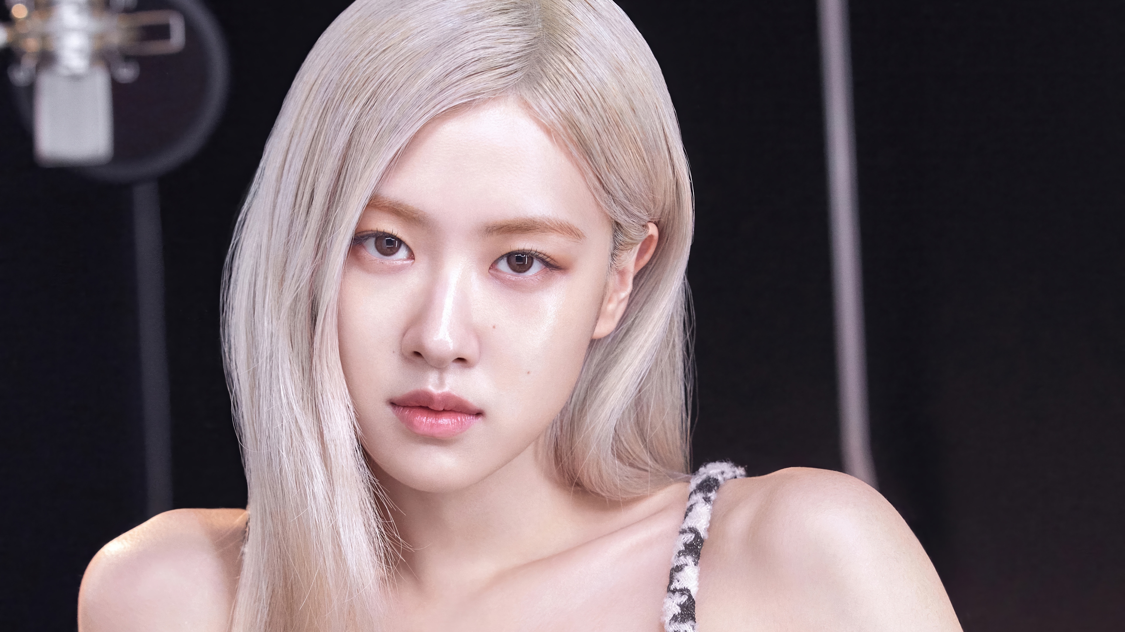 Rose from BLACKPINK in 4K HD Wallpaper