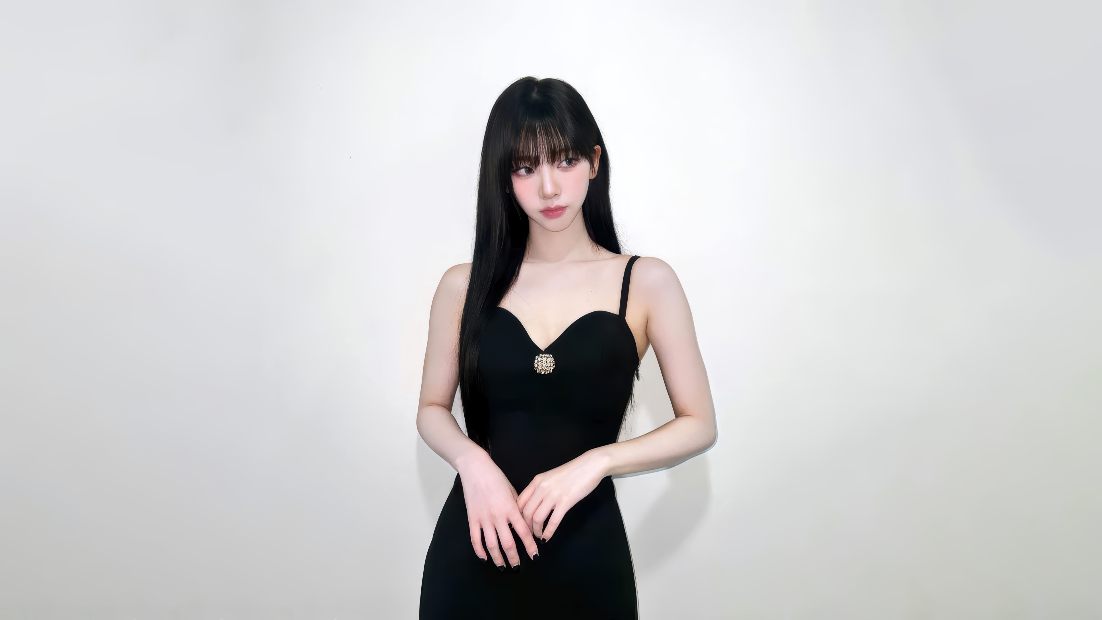 Karina from Aespa in a black dress HD Wallpaper