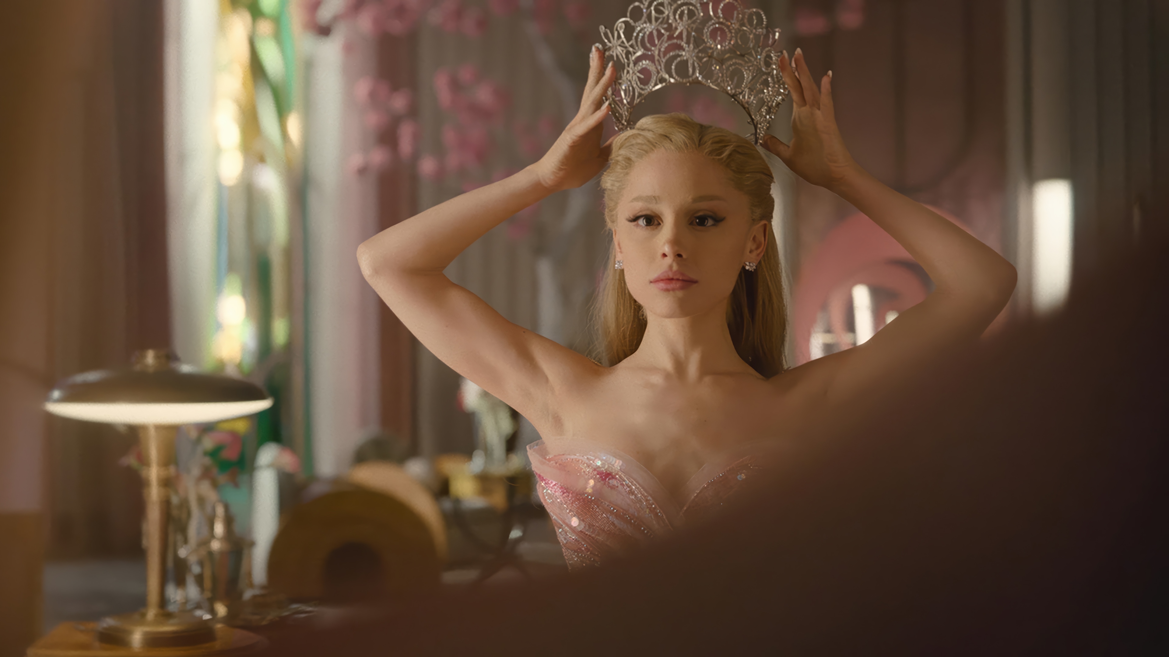 Ariana Grande as Glinda in Wicked: For Good 4K HD Wallpaper