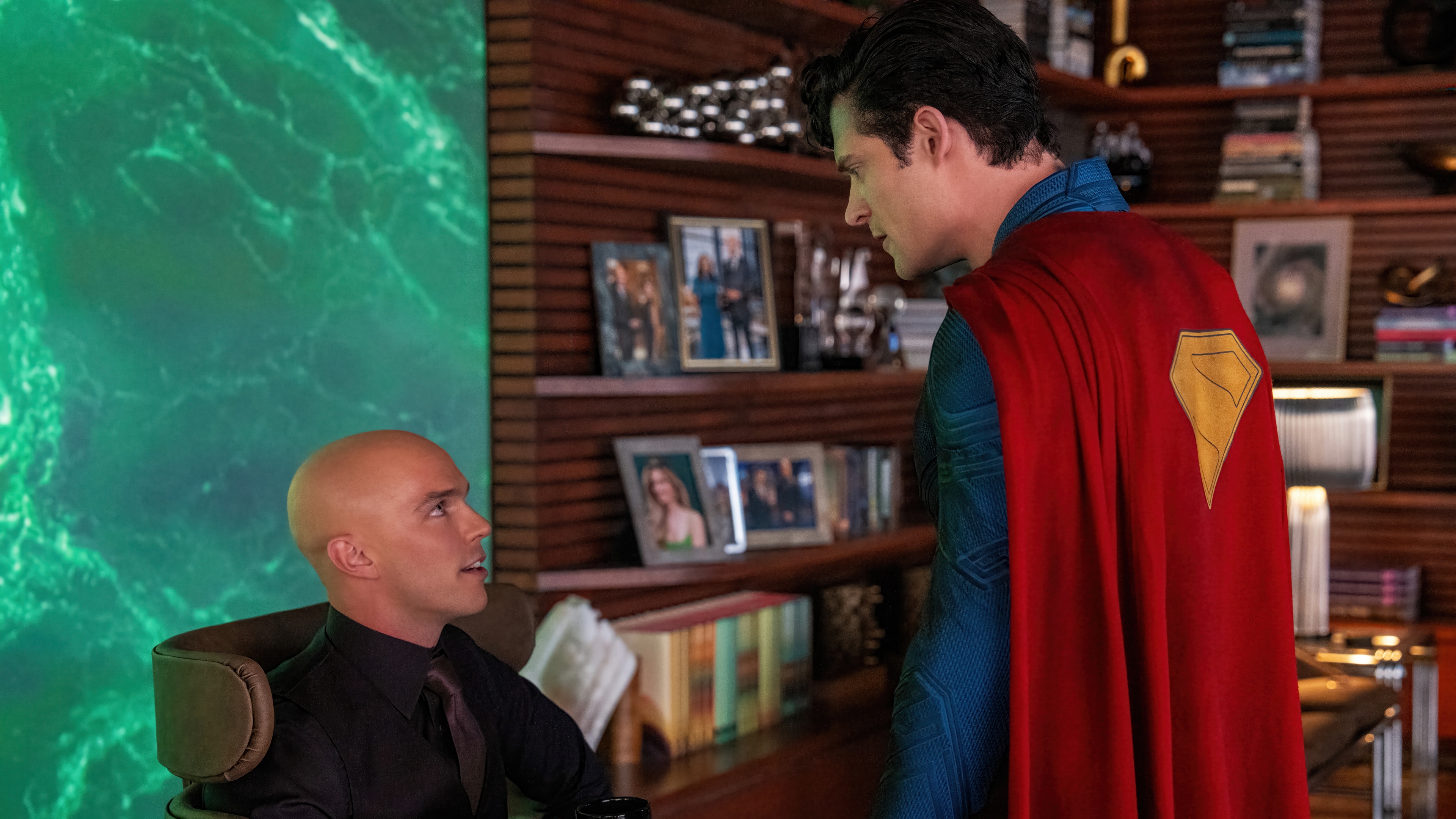 Superman and Lex Luthor in a room HD Wallpaper