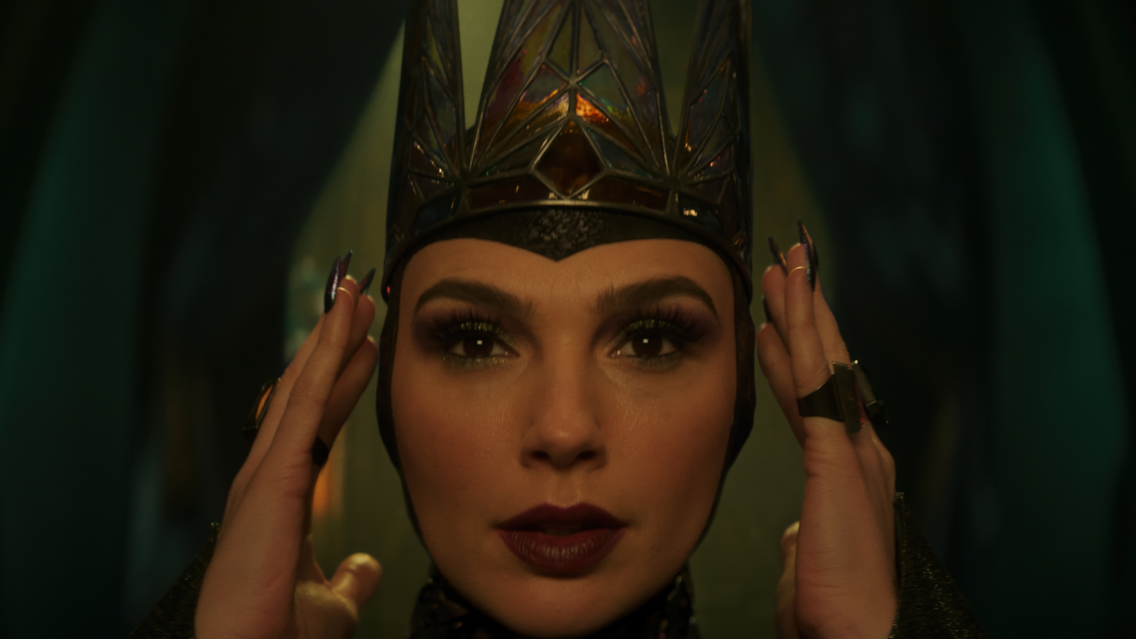 Gal Gadot as the Evil Queen in Snow White 4K HD Wallpaper