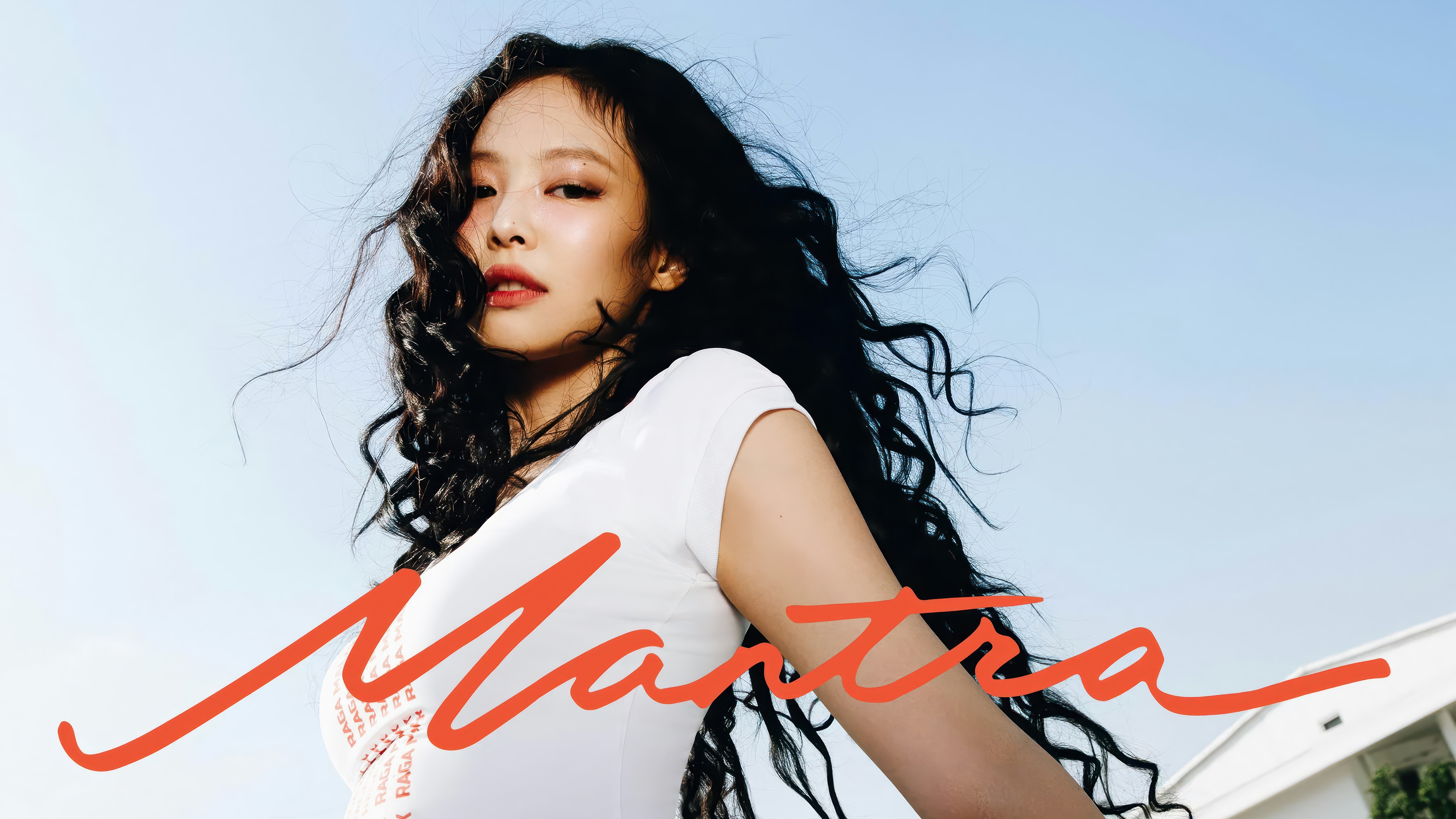 Jennie from BLACKPINK in a white t-shirt HD Wallpaper