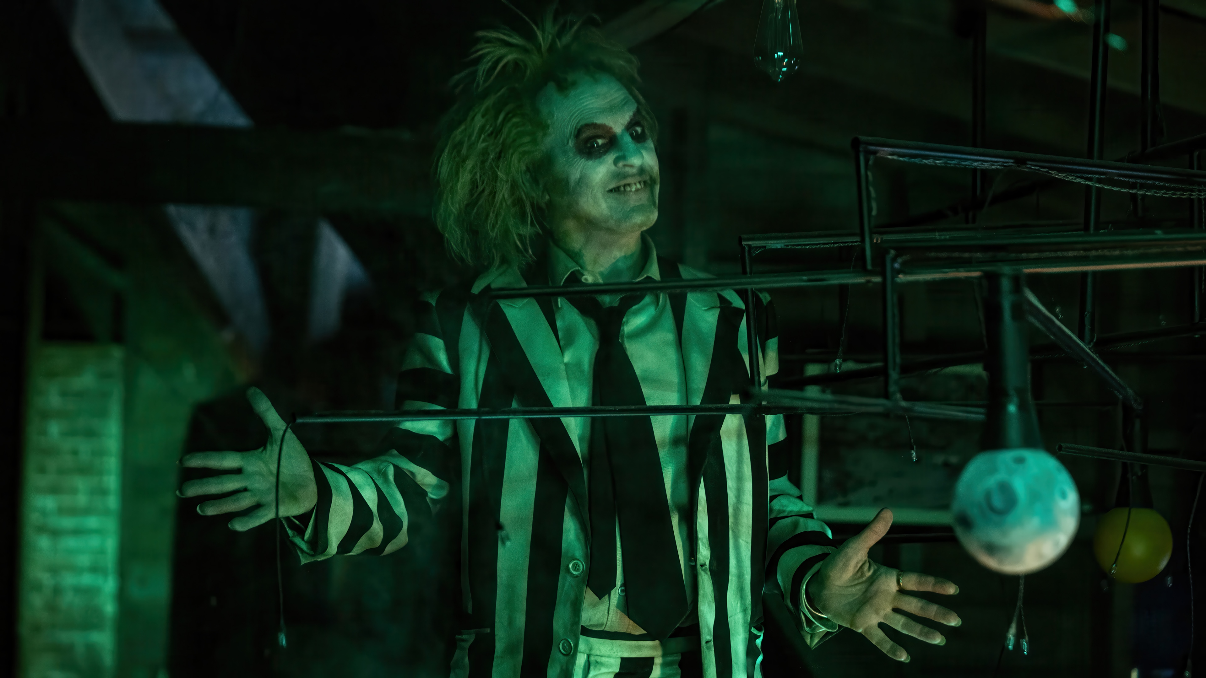 Michael Keaton as Beetlejuice in 4K HD Wallpaper