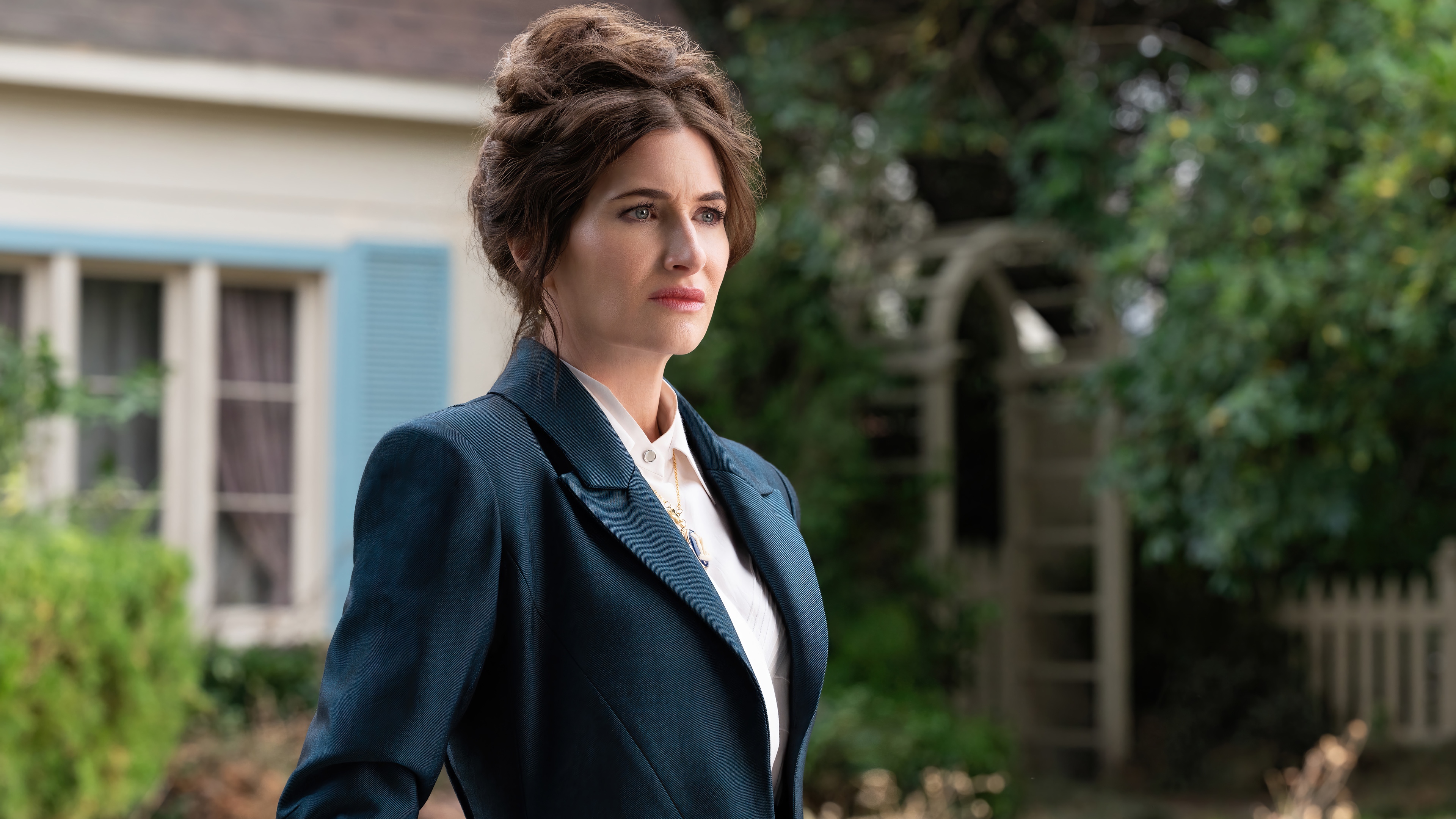 Kathryn Hahn as Agatha Harkness in 4K HD Wallpaper