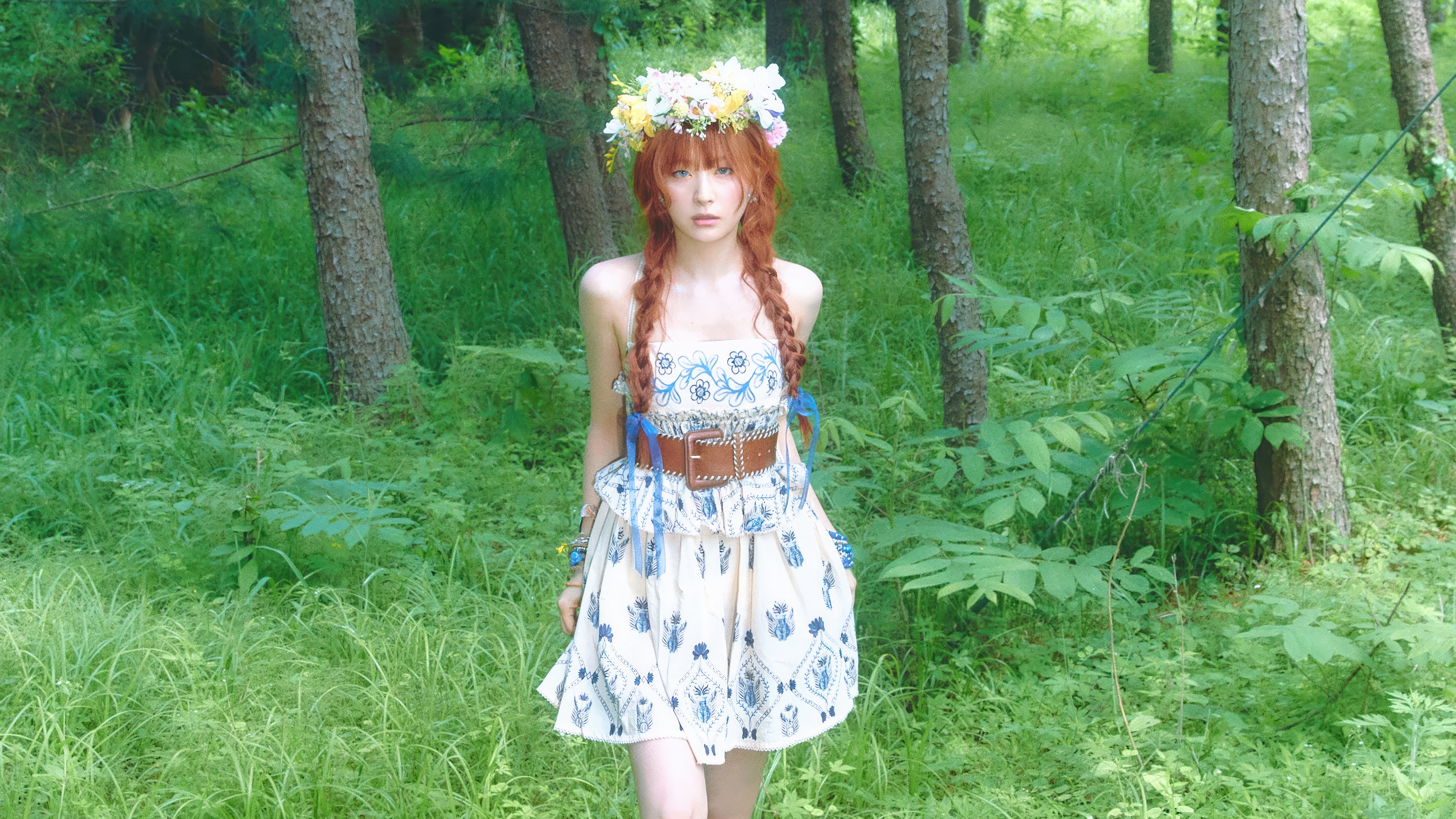 Seulgi in a forest with a flower crown HD Wallpaper