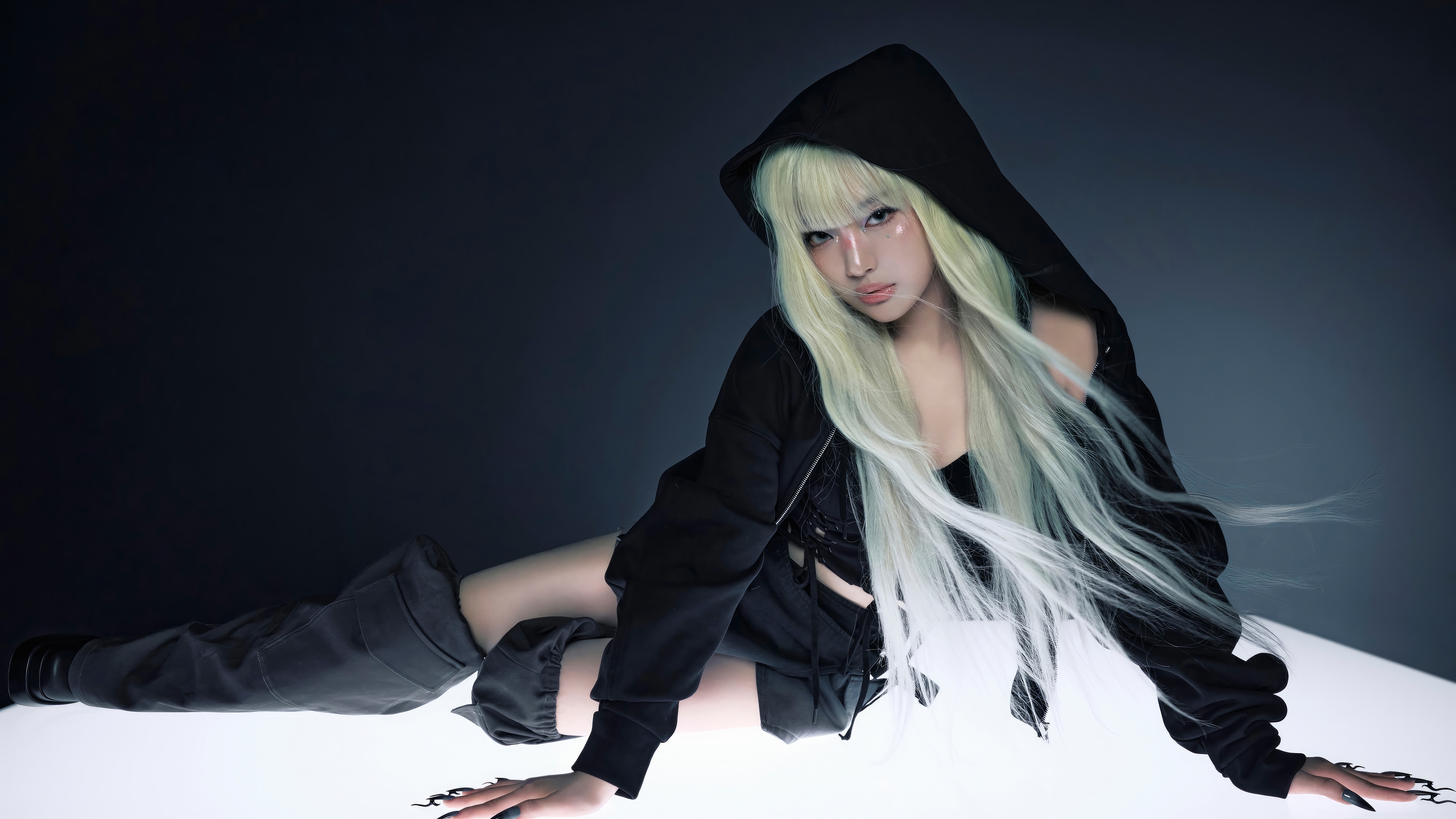Ningning from Aespa in a black hoodie HD Wallpaper
