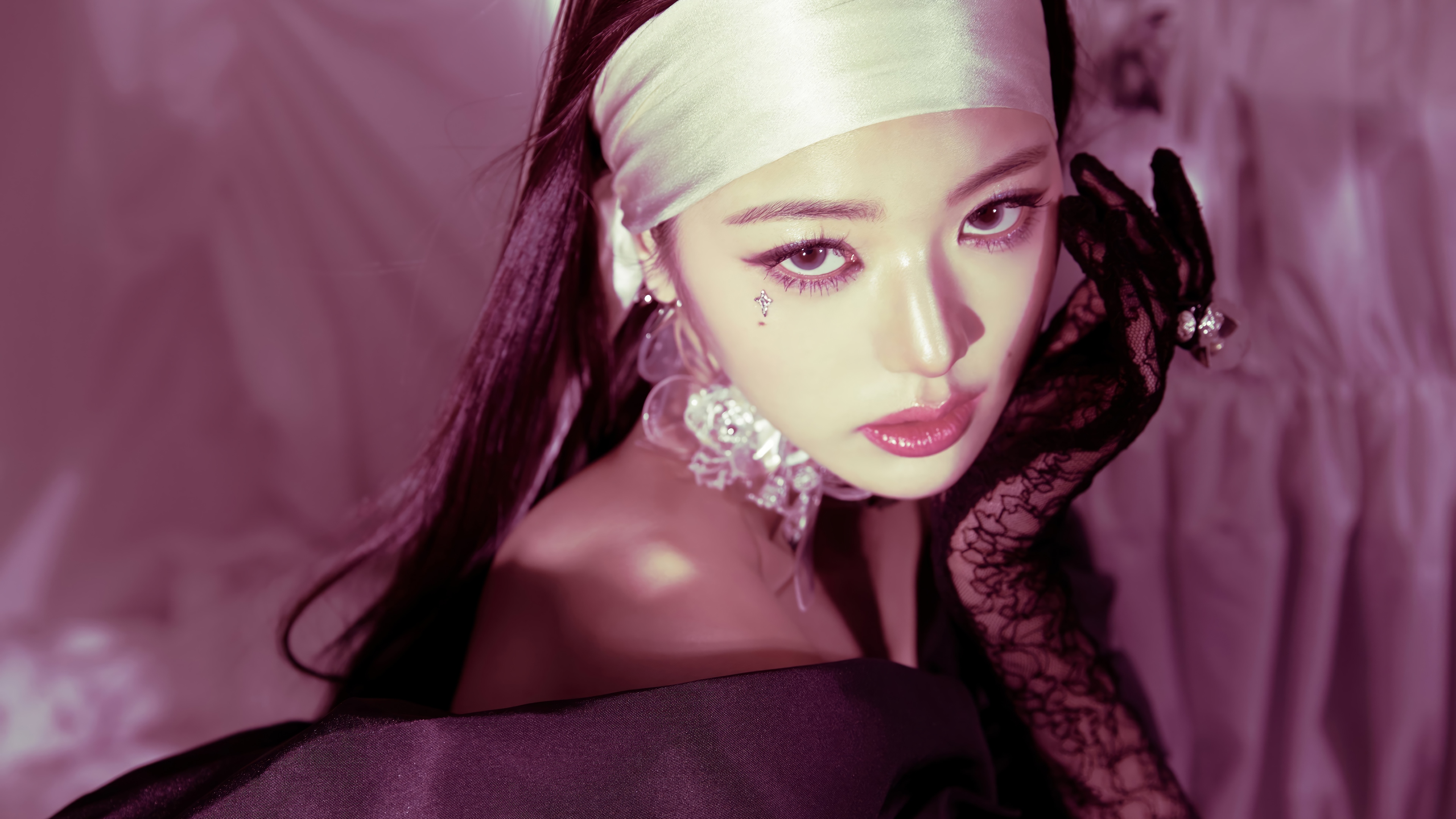 Jang Wonyoung IVE Accendio 4K HD Wallpaper