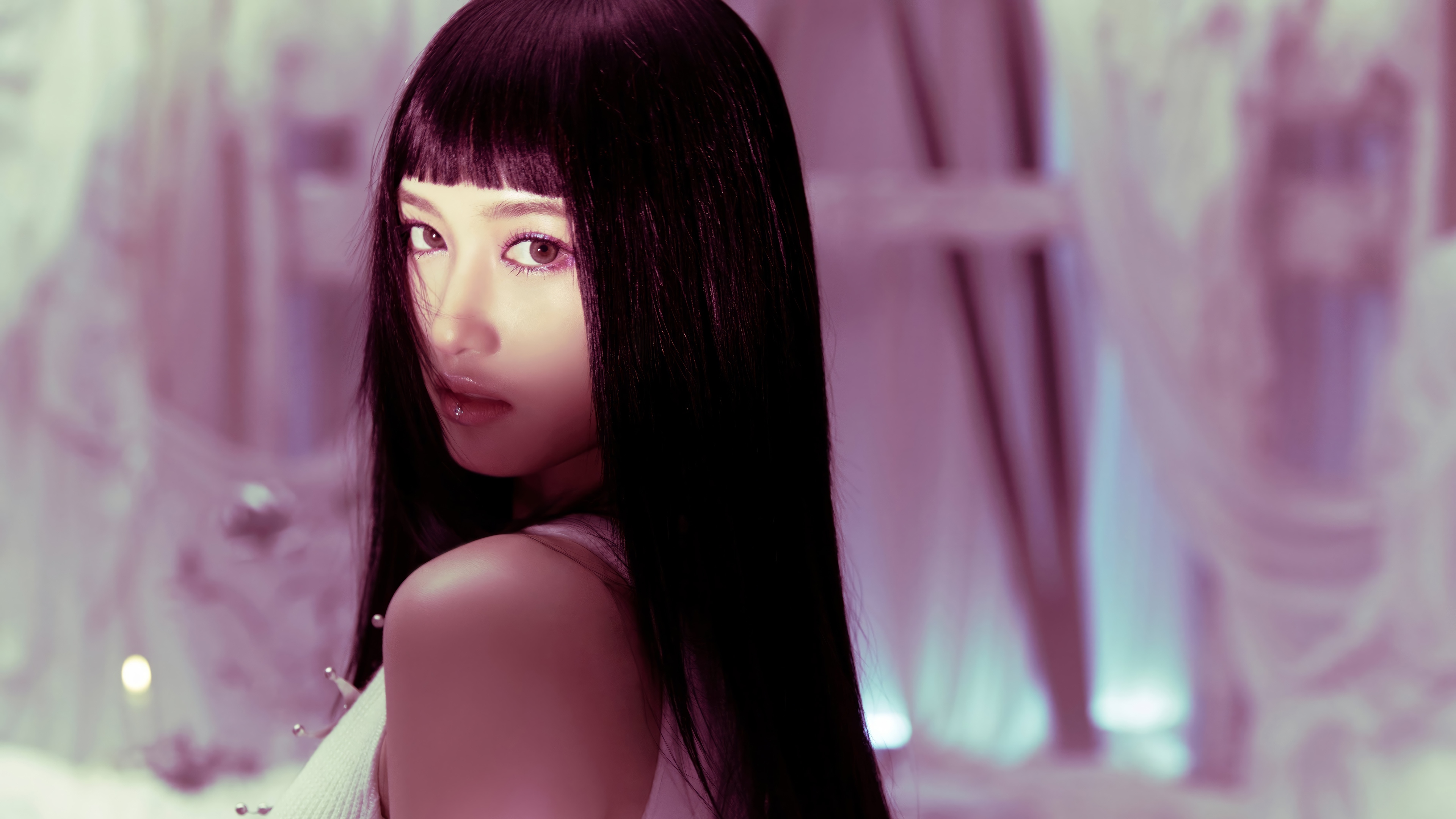 Leeseo from IVE in Accendio 4K HD Wallpaper