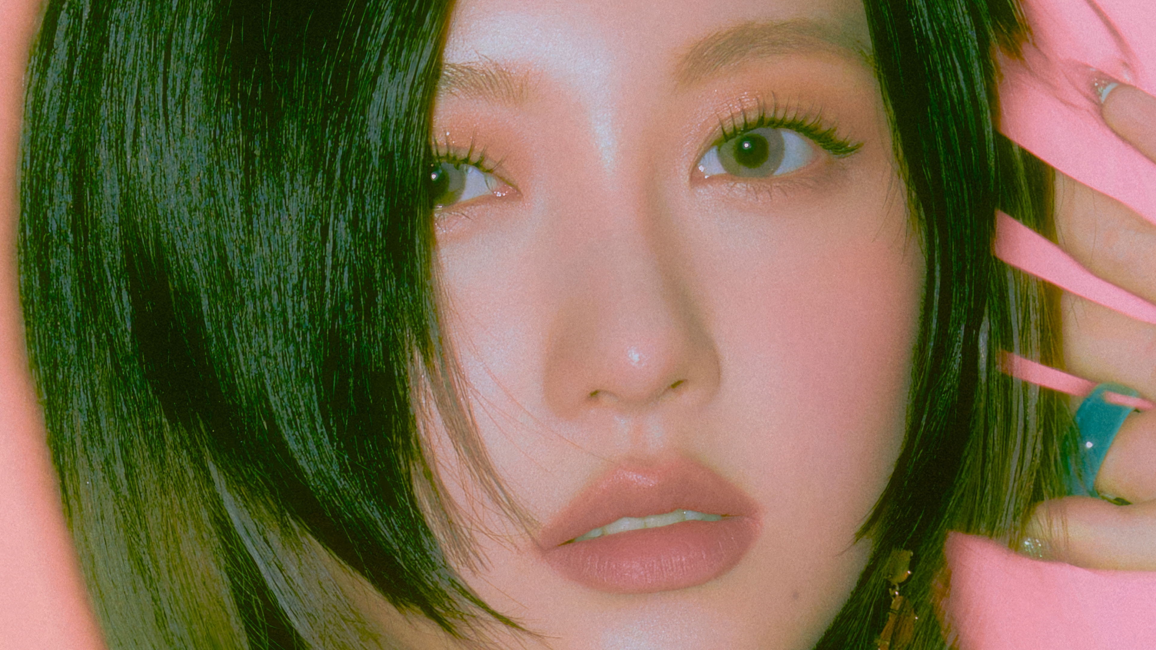 IVE Gaeul in 4K HD Wallpaper