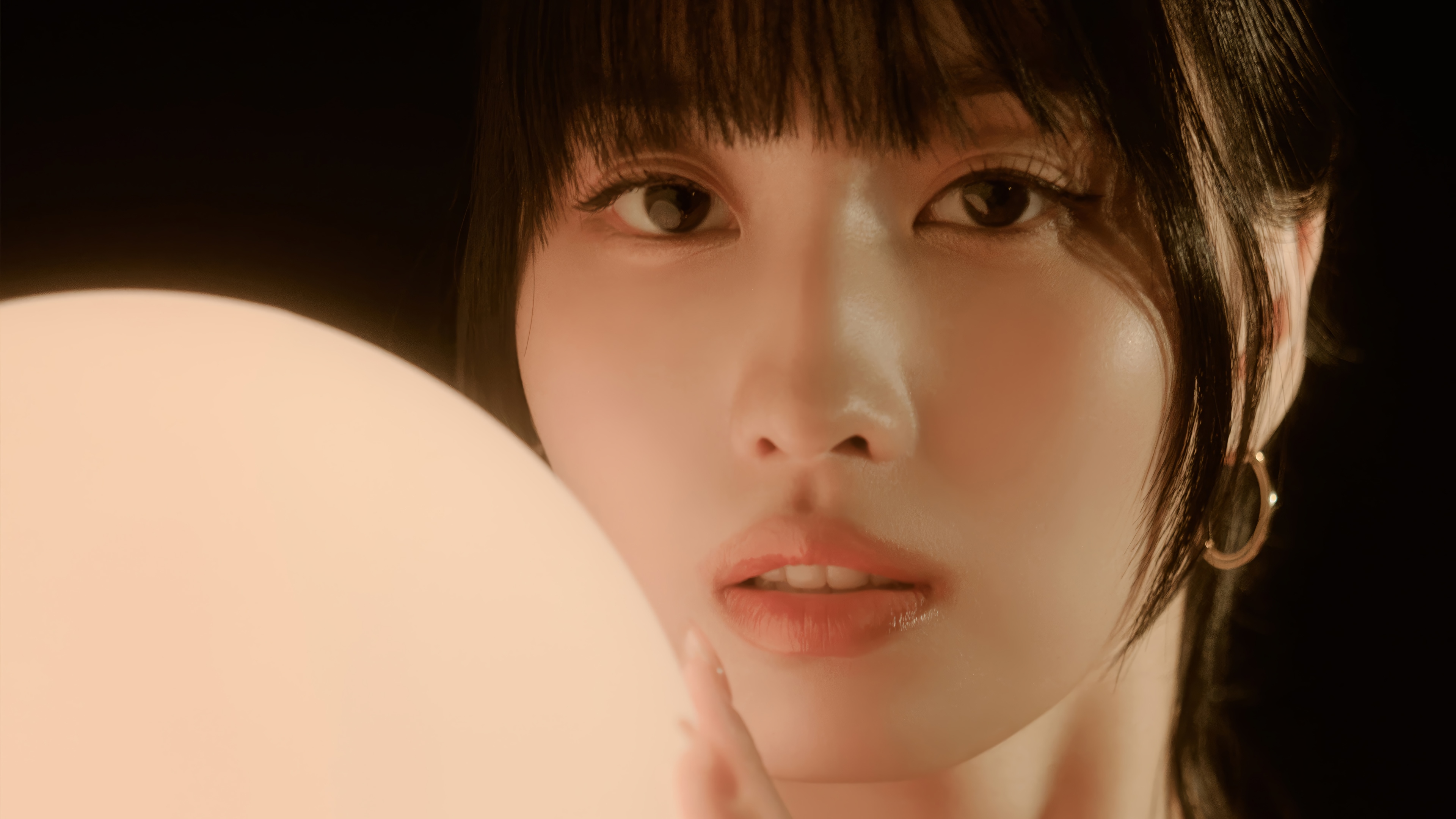 TWICE Momo in 4K HD Wallpaper