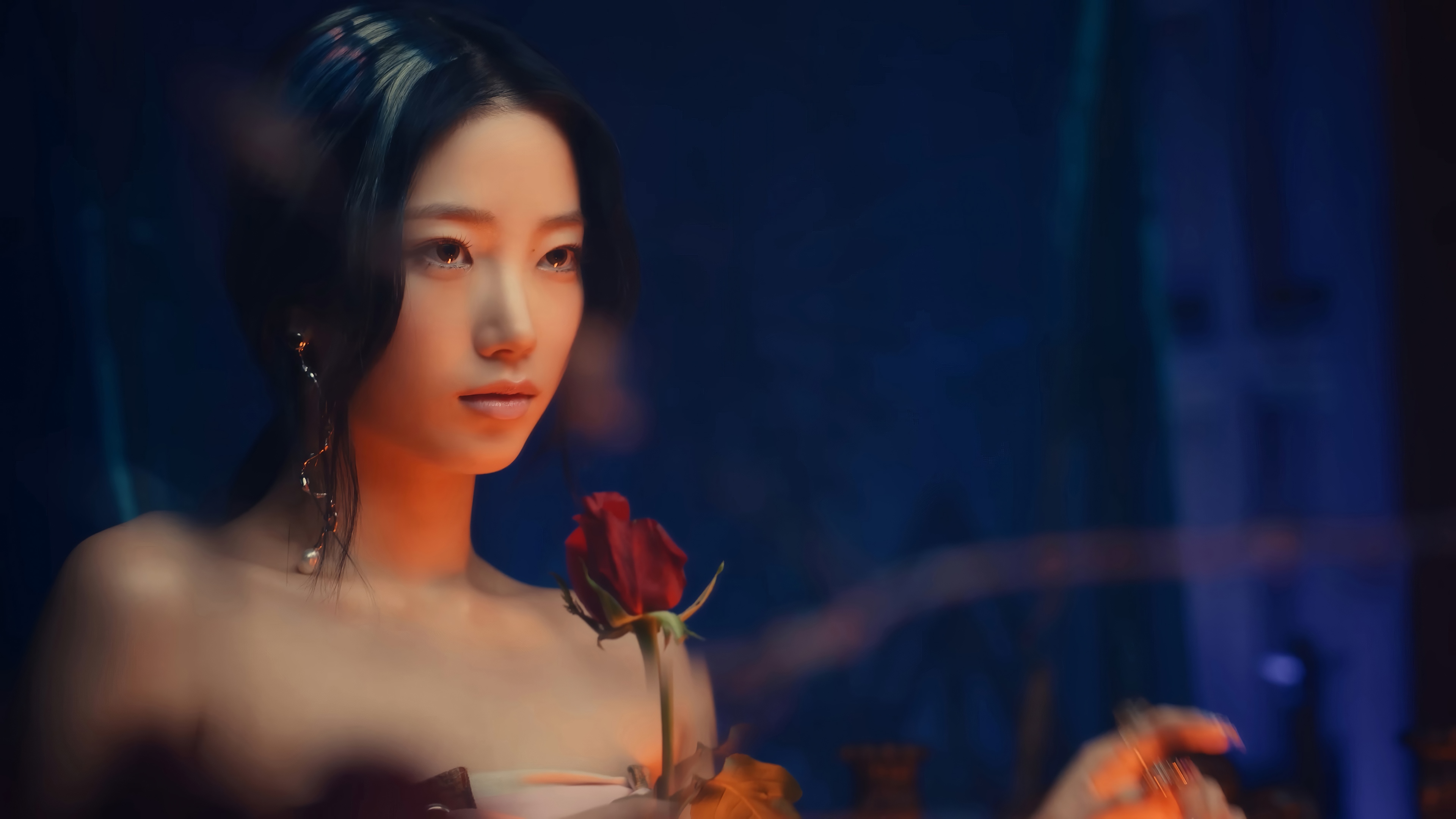 Kazuha from LE SSERAFIM with a rose HD Wallpaper