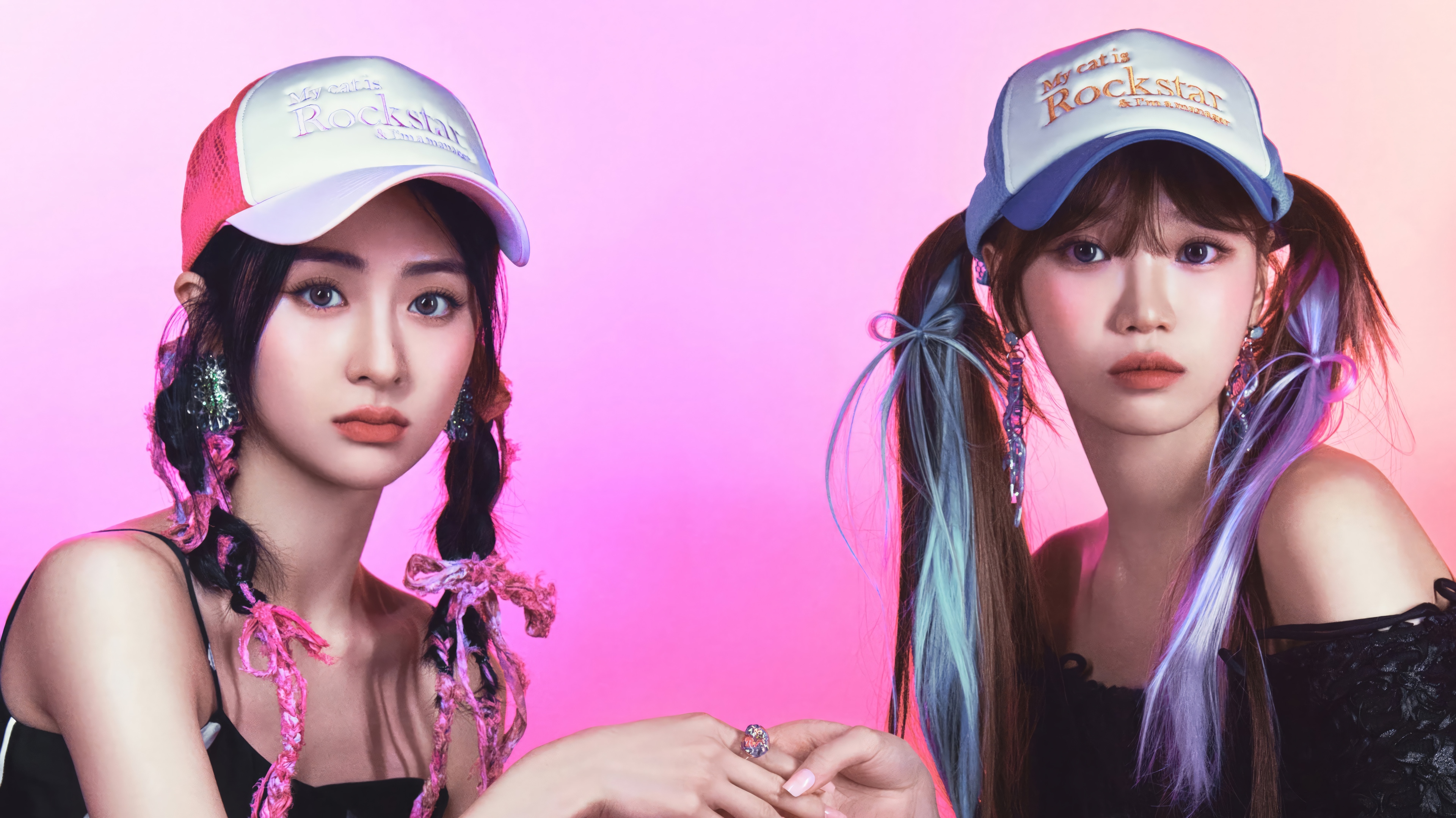 LE SSERAFIM's Yunjin and Chaewon in 4K HD Wallpaper