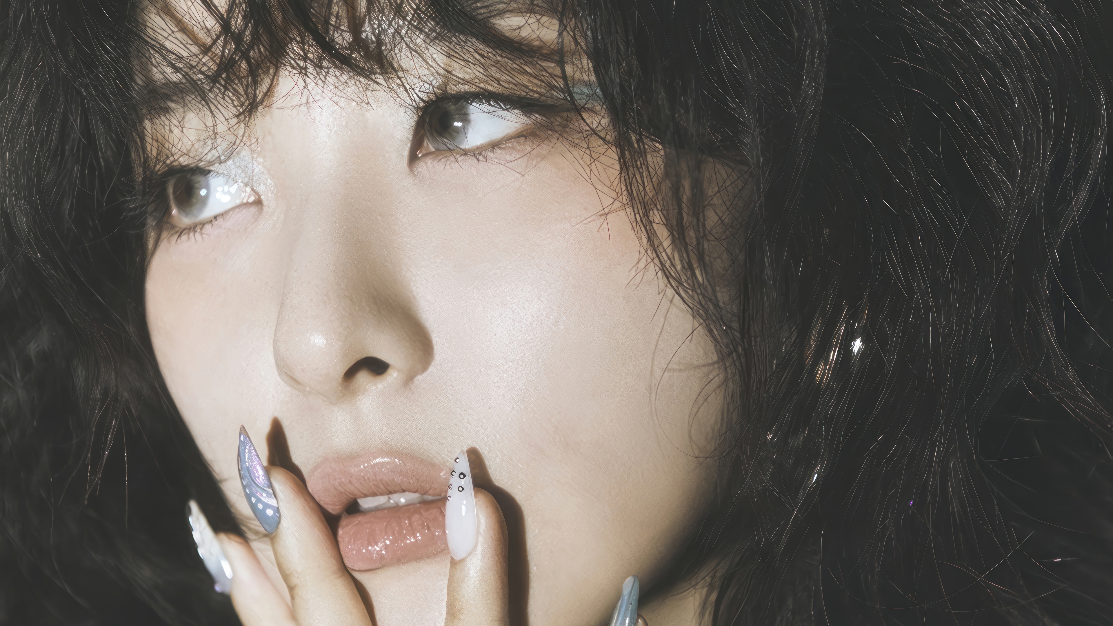 Seulgi from Red Velvet with butterfly nails HD Wallpaper
