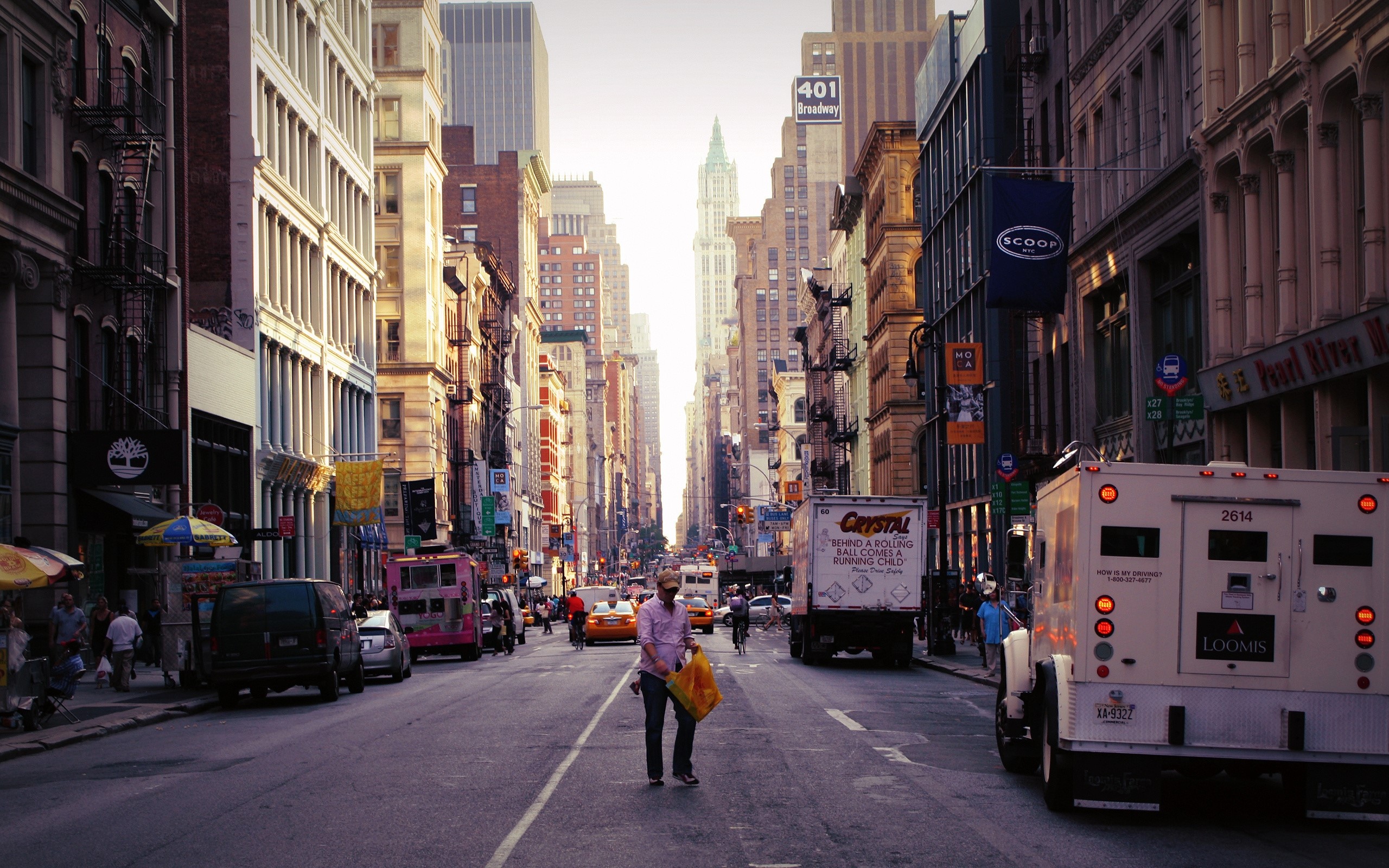 New York City Street with Buildings and Cars HD Wallpaper