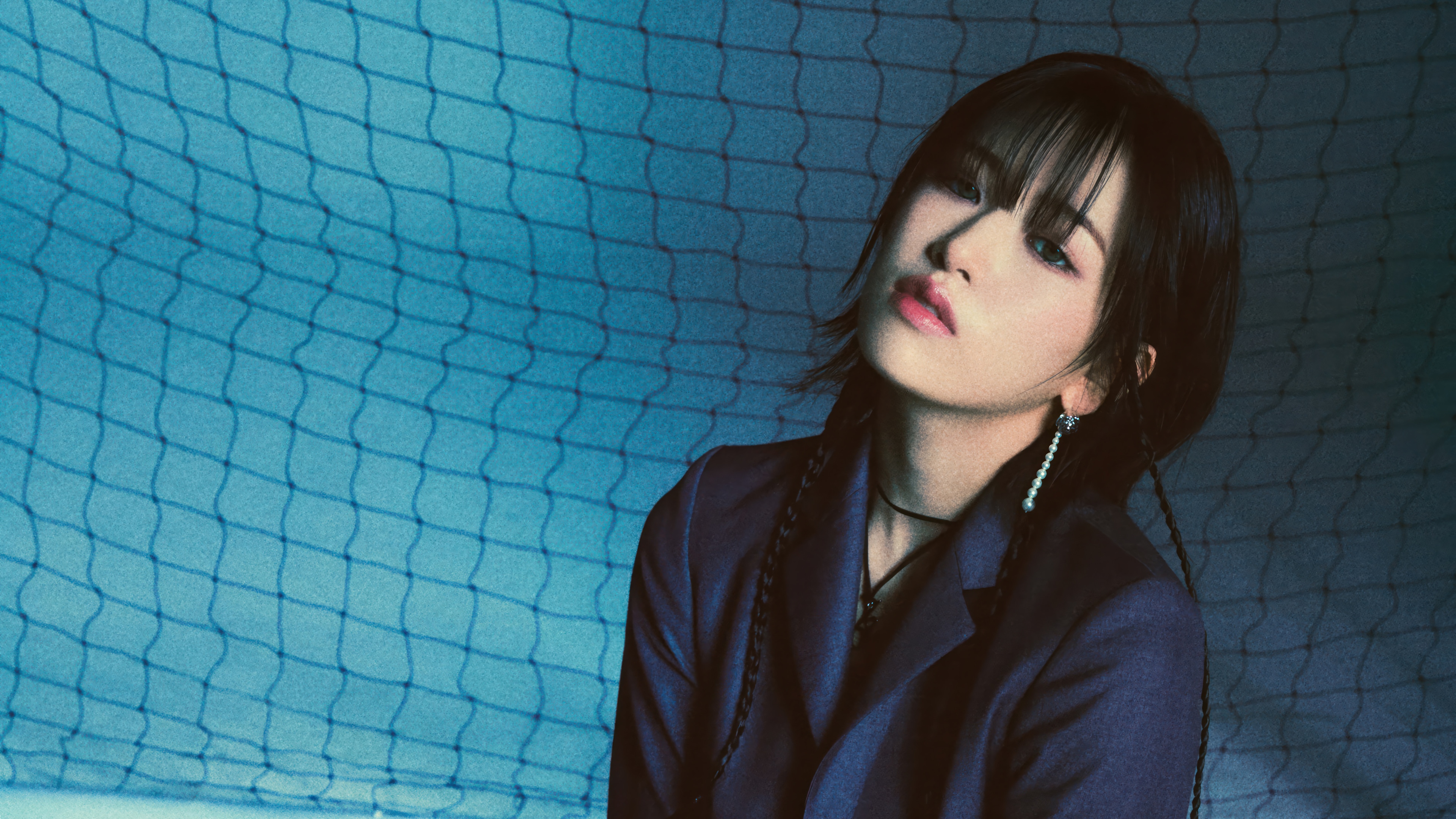 Yujin from IVE in a dark suit HD Wallpaper