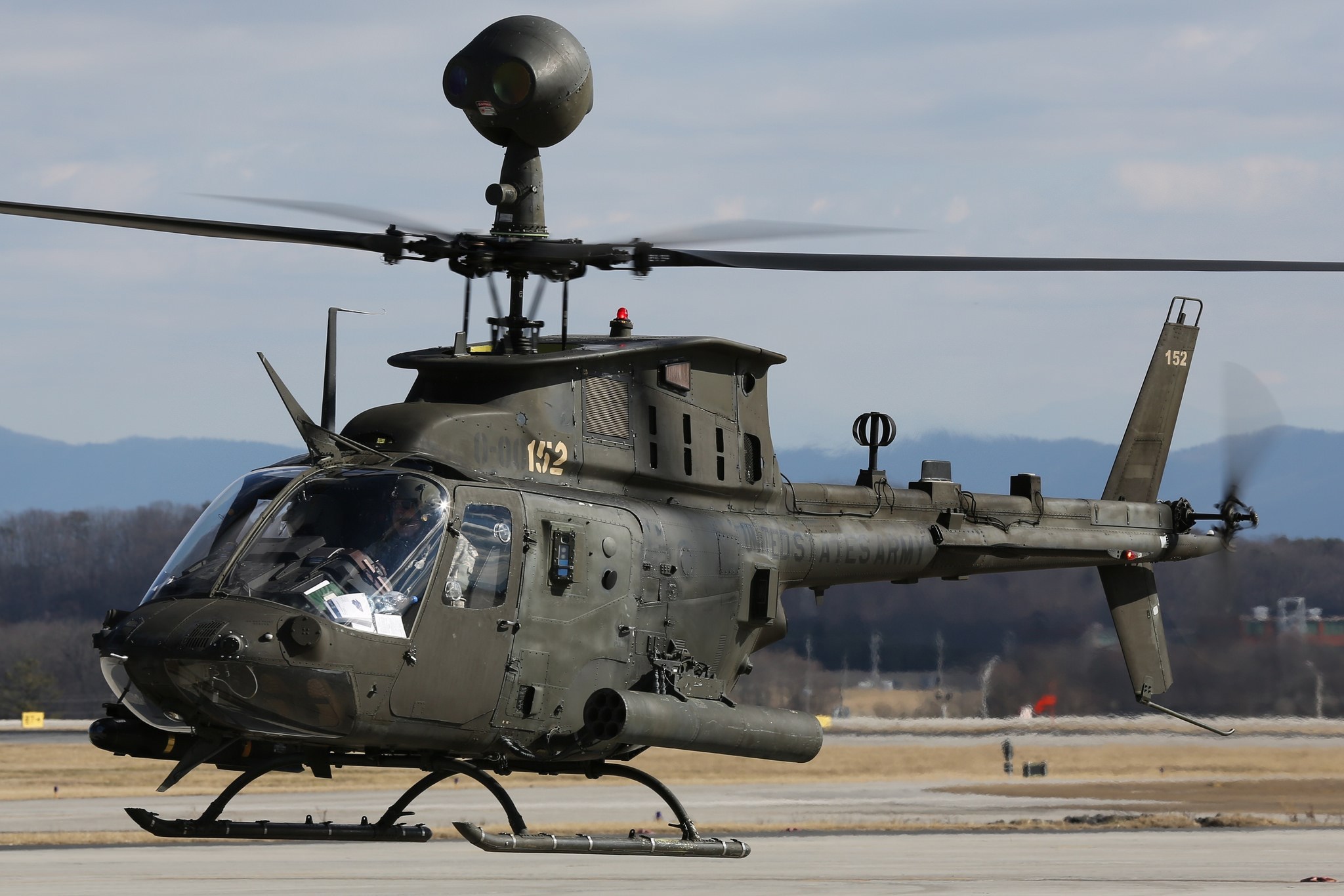 Bell OH-58 Kiowa helicopter of the United States Army HD Wallpaper