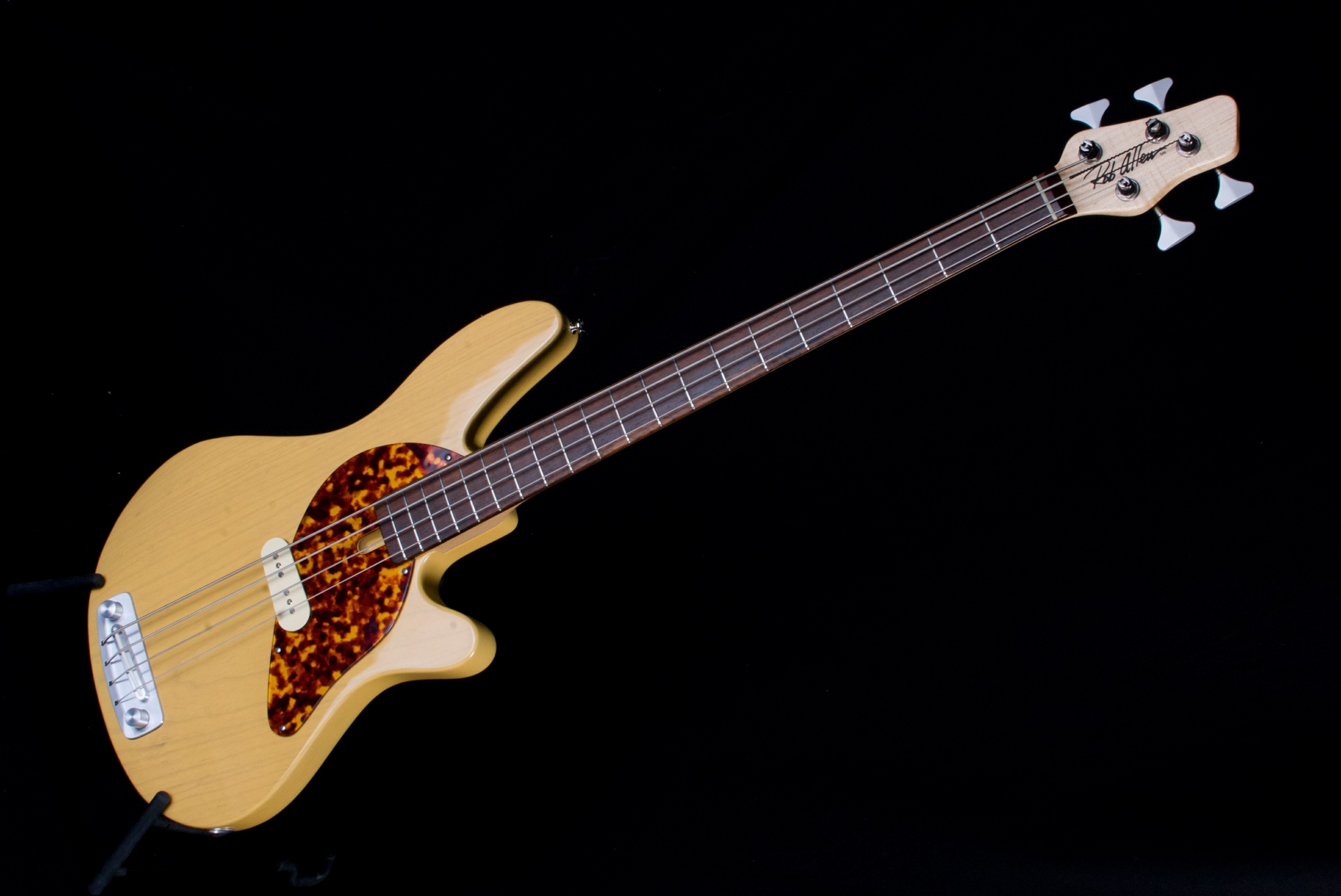 Electric Bass Guitar with Tortoiseshell Pickguard HD Wallpaper