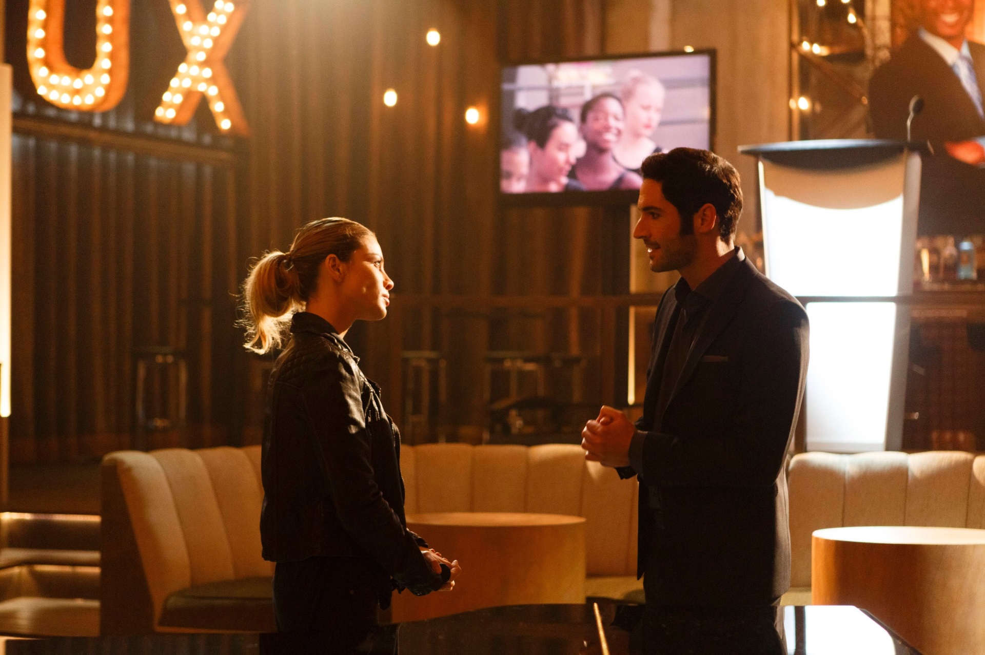 Lucifer and Chloe in Lux HD Wallpaper