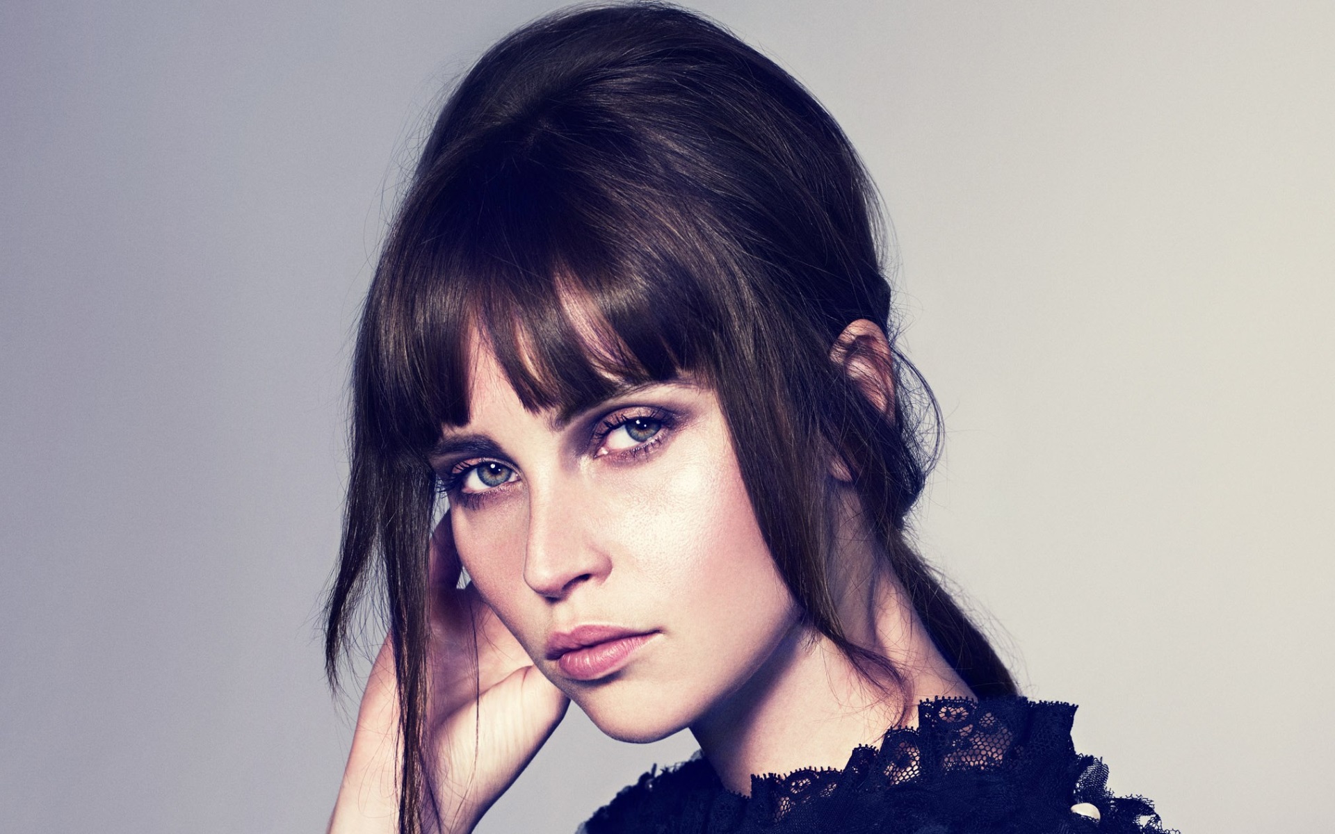 Felicity Jones portrait HD Wallpaper