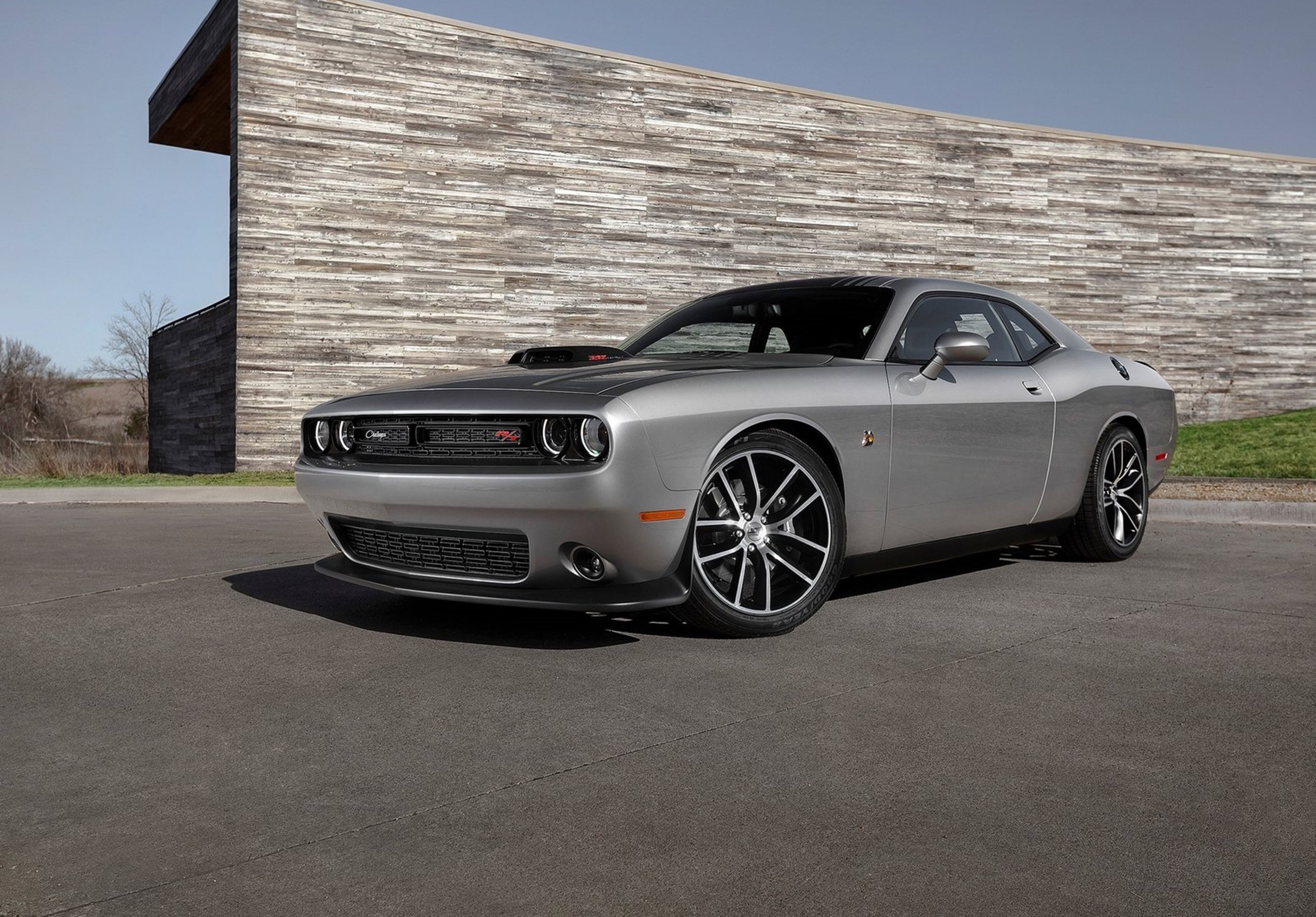 Silver Dodge Challenger SRT Hellcat 4K HD Wallpaper