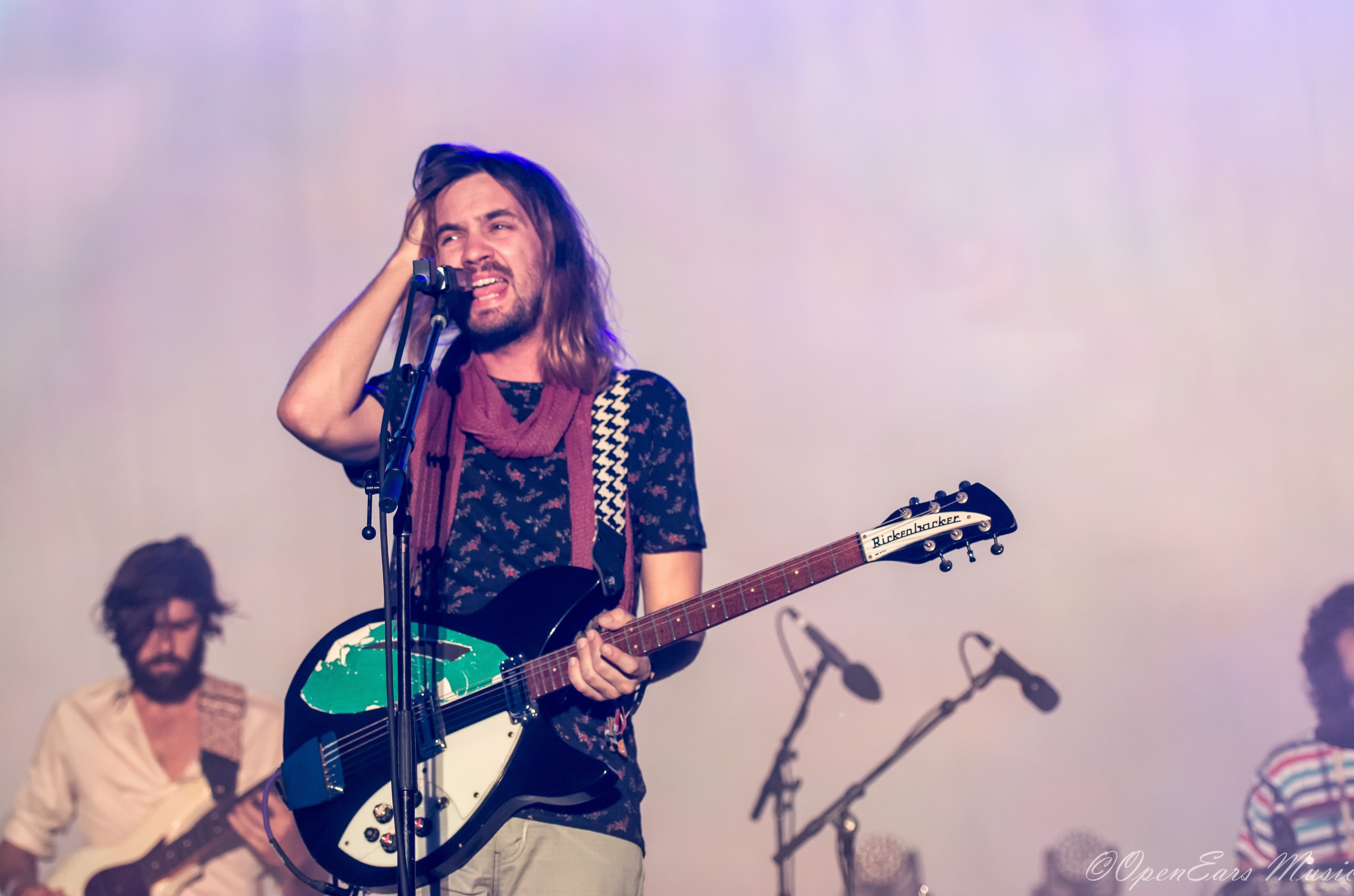 Tame Impala performing live HD Wallpaper