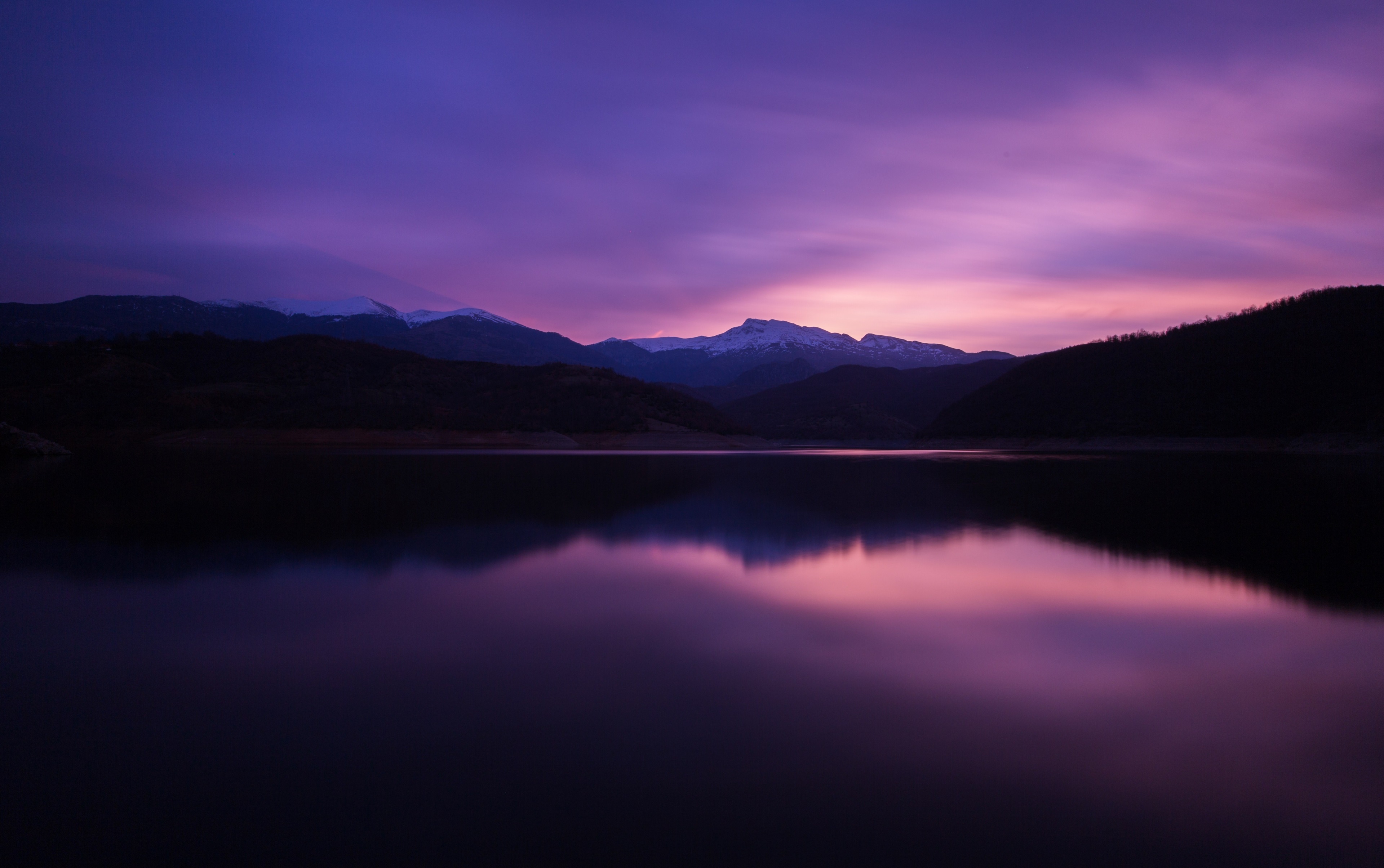 Mountains and lake at dusk, 4K HD Wallpaper