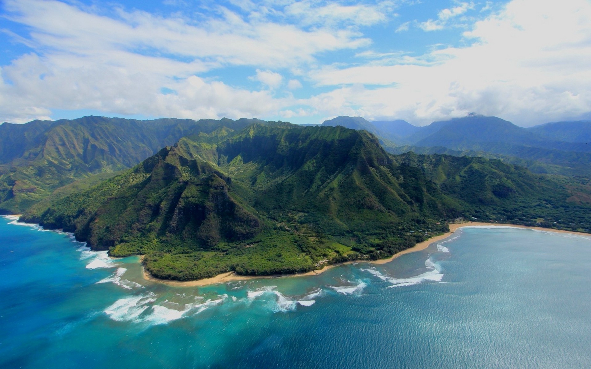Aerial view of Na Pali Coast, Kauai, Hawaii HD Wallpaper