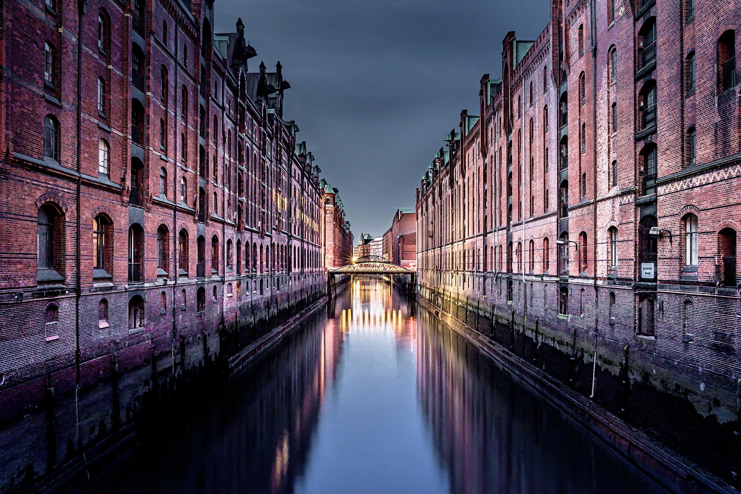 Warehouses along a canal in Hamburg HD Wallpaper