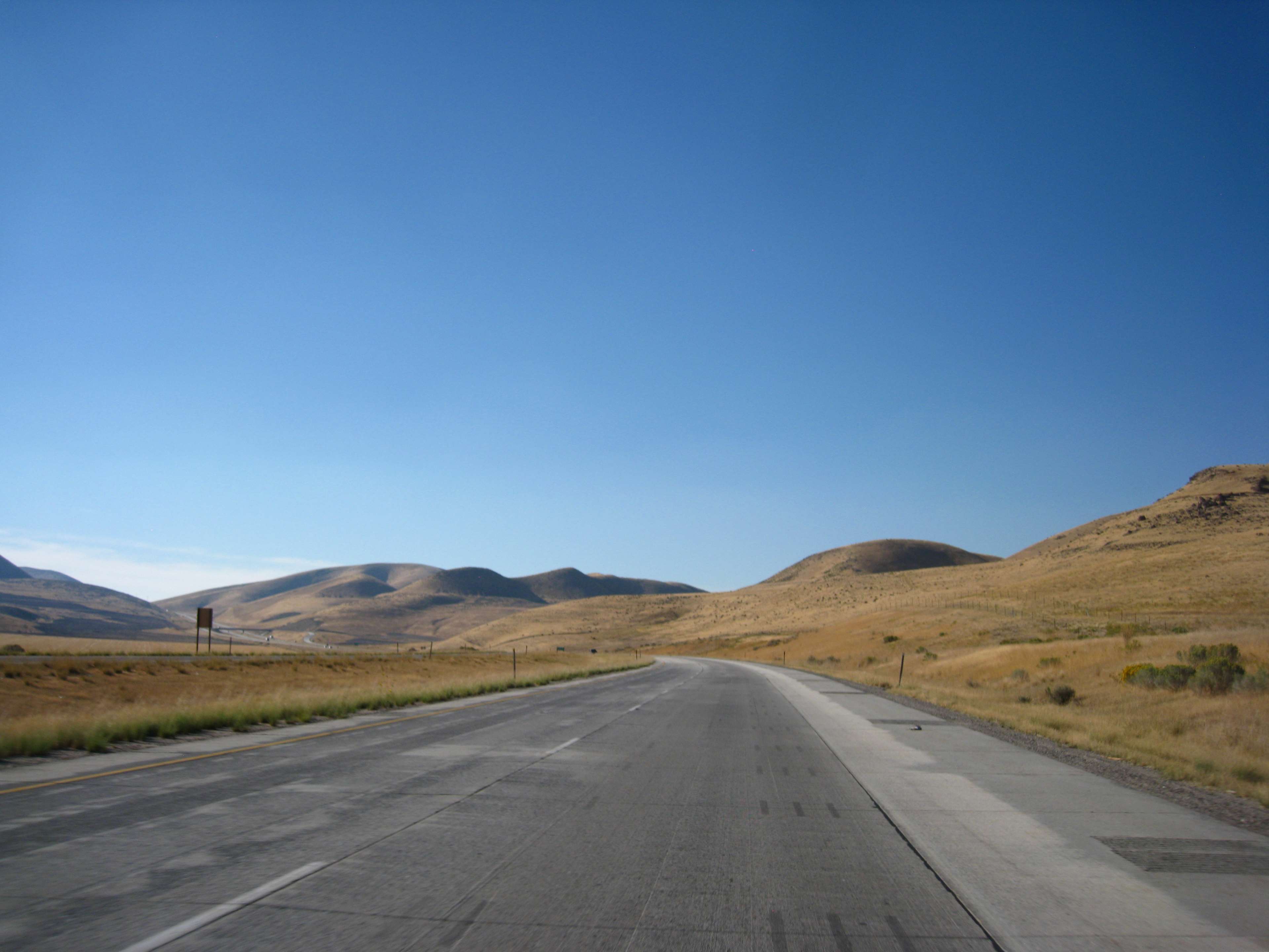 Highway road trip 4K HD Wallpaper