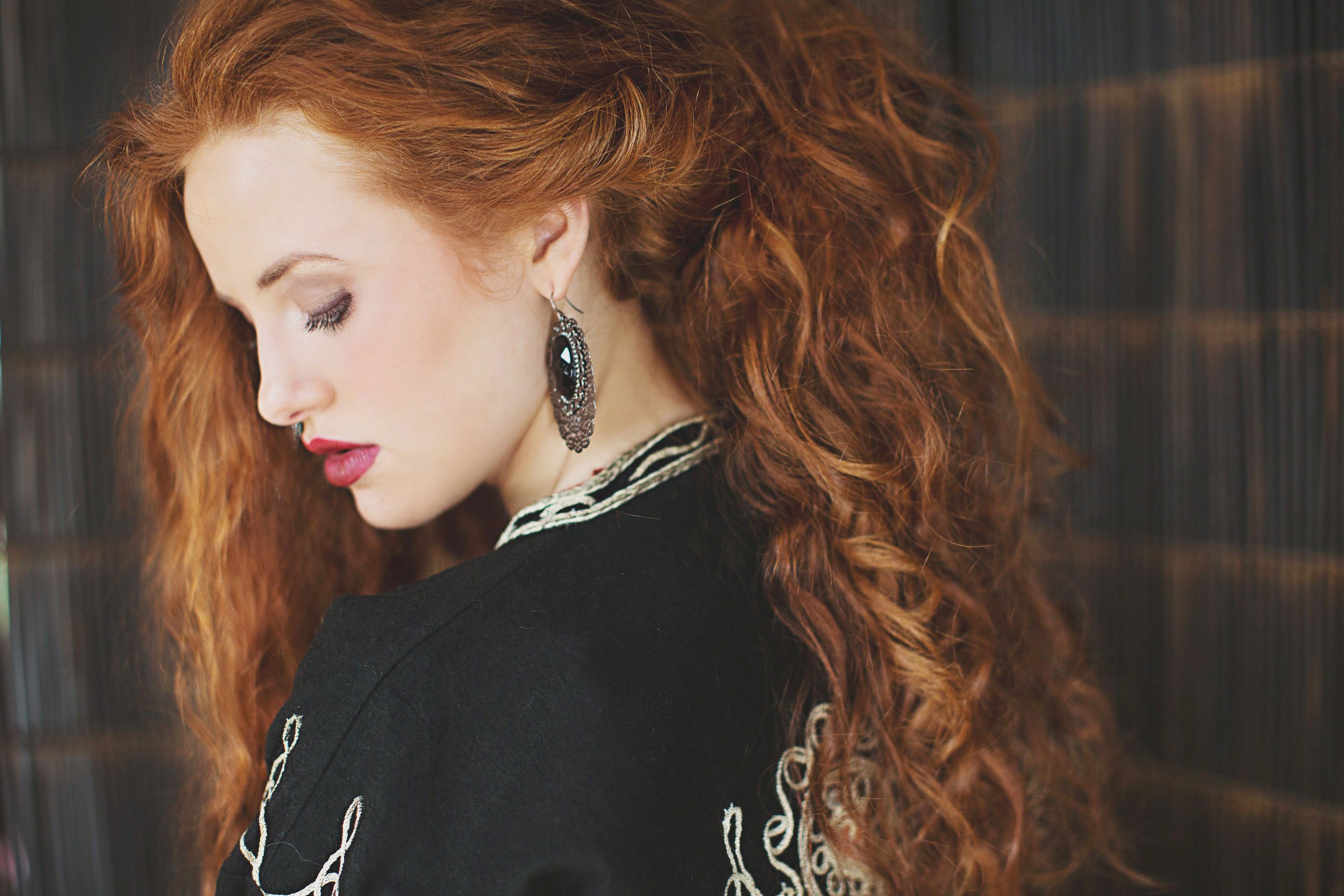 Madelaine Petsch in 4K HD Wallpaper