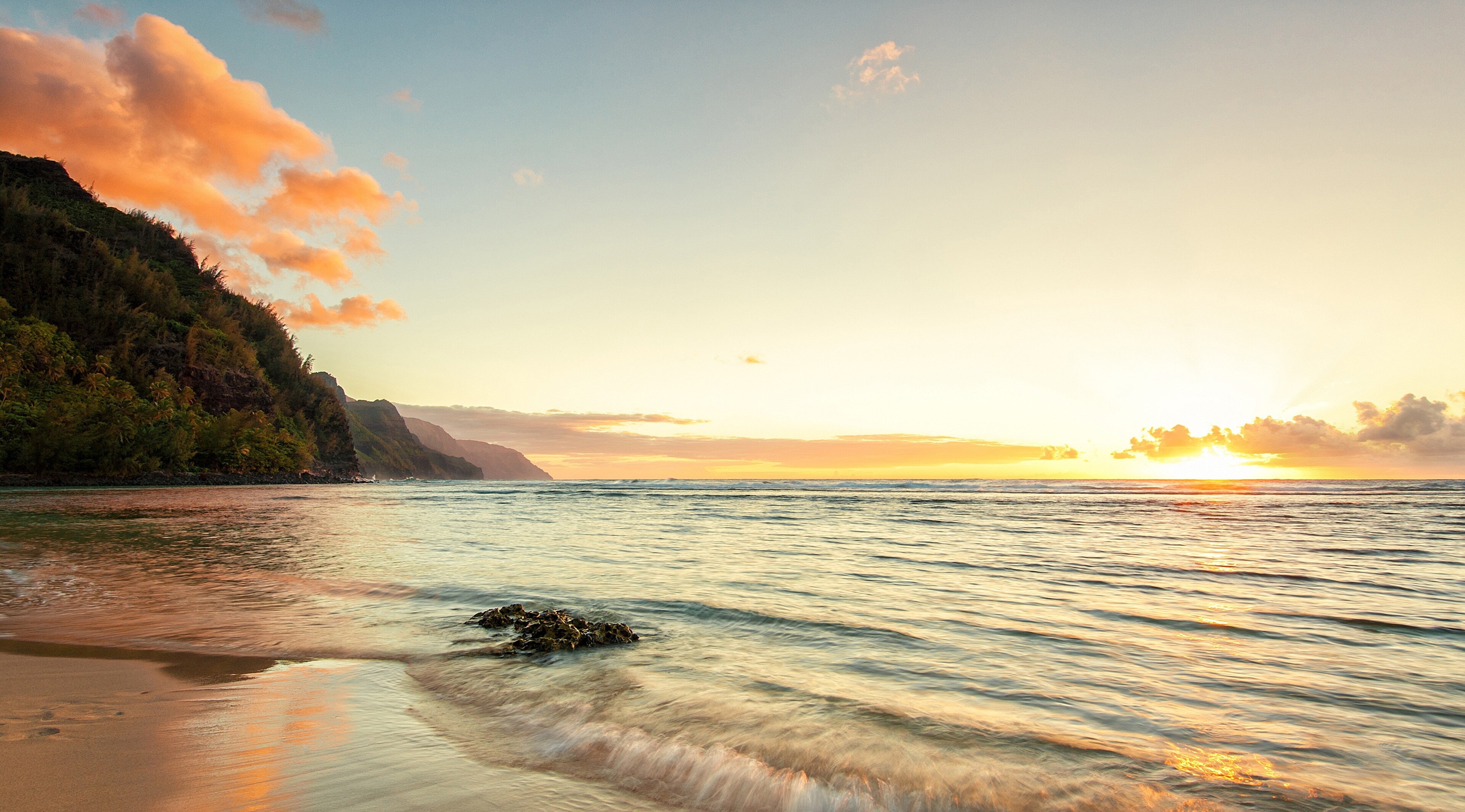 Hawaii 4K Beach Sunset Landscape HD Wallpaper