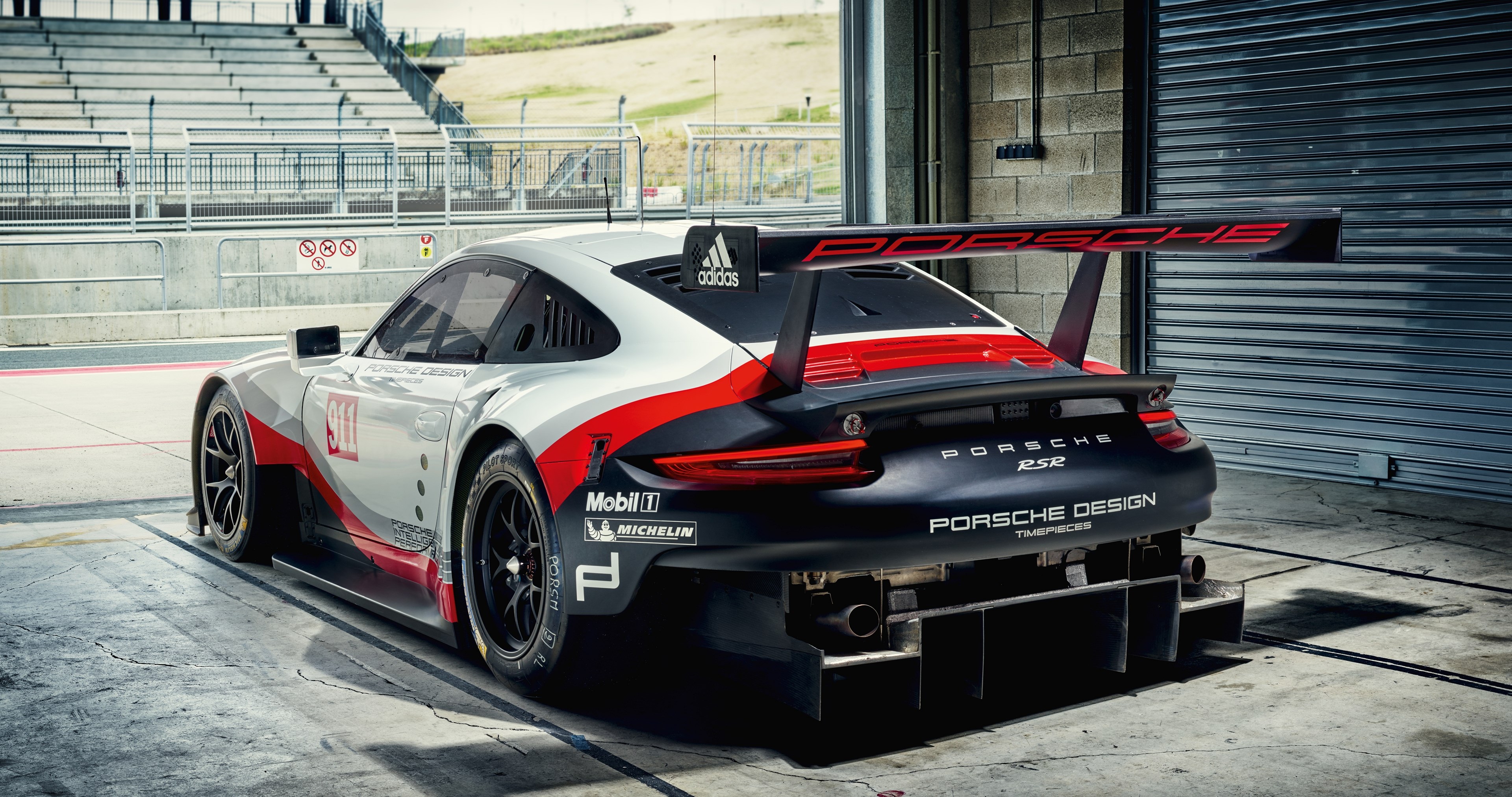 Porsche 911 RSR 4K HD Wallpaper