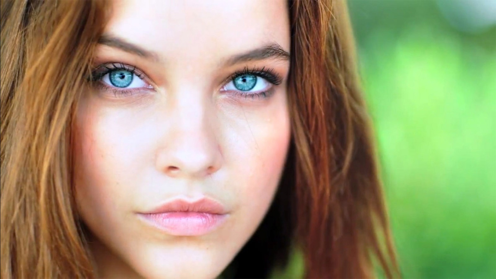 Barbara Palvin with blue eyes HD Wallpaper