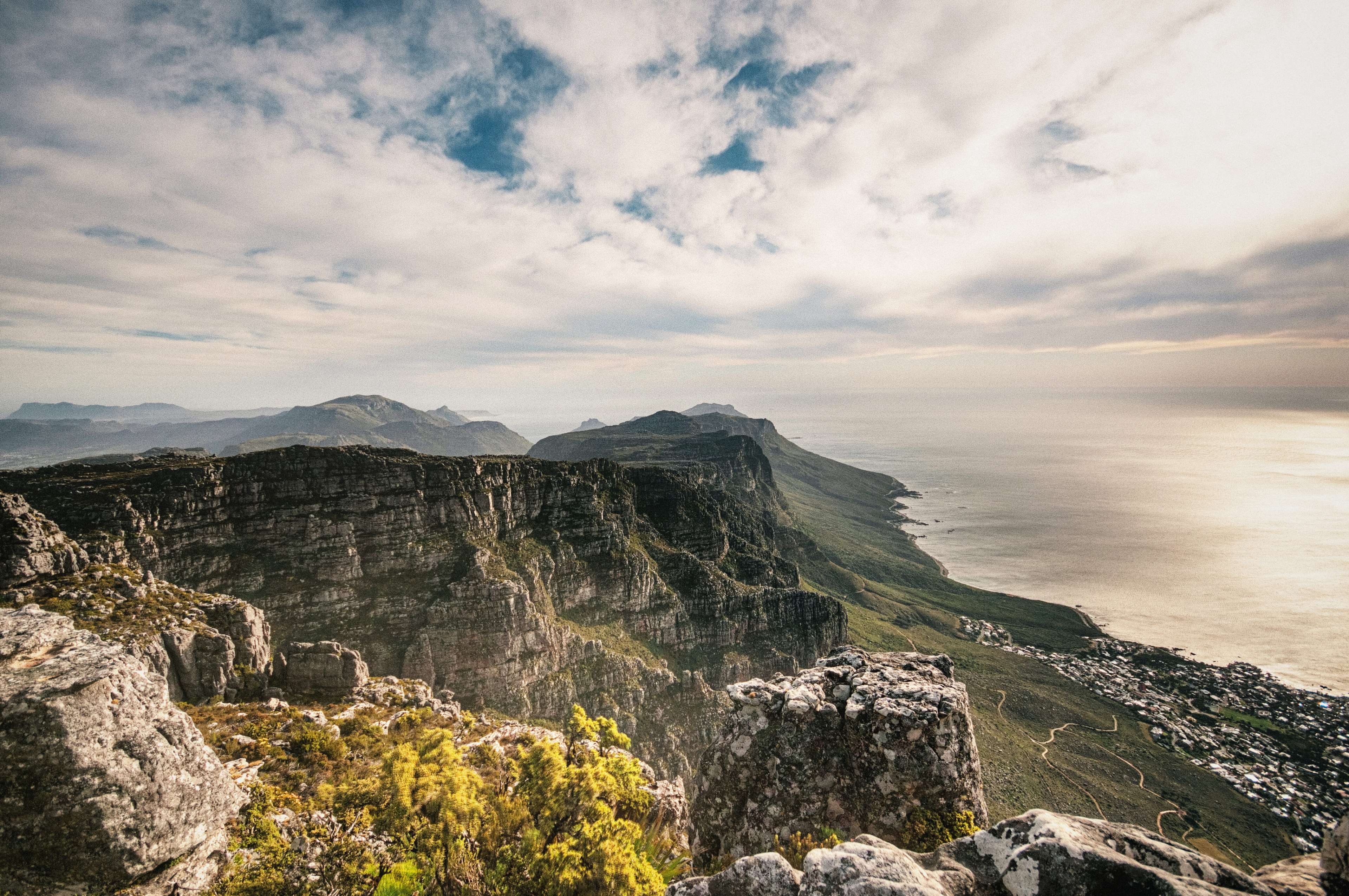 Table Mountain landscape with ocean and clouds HD Wallpaper