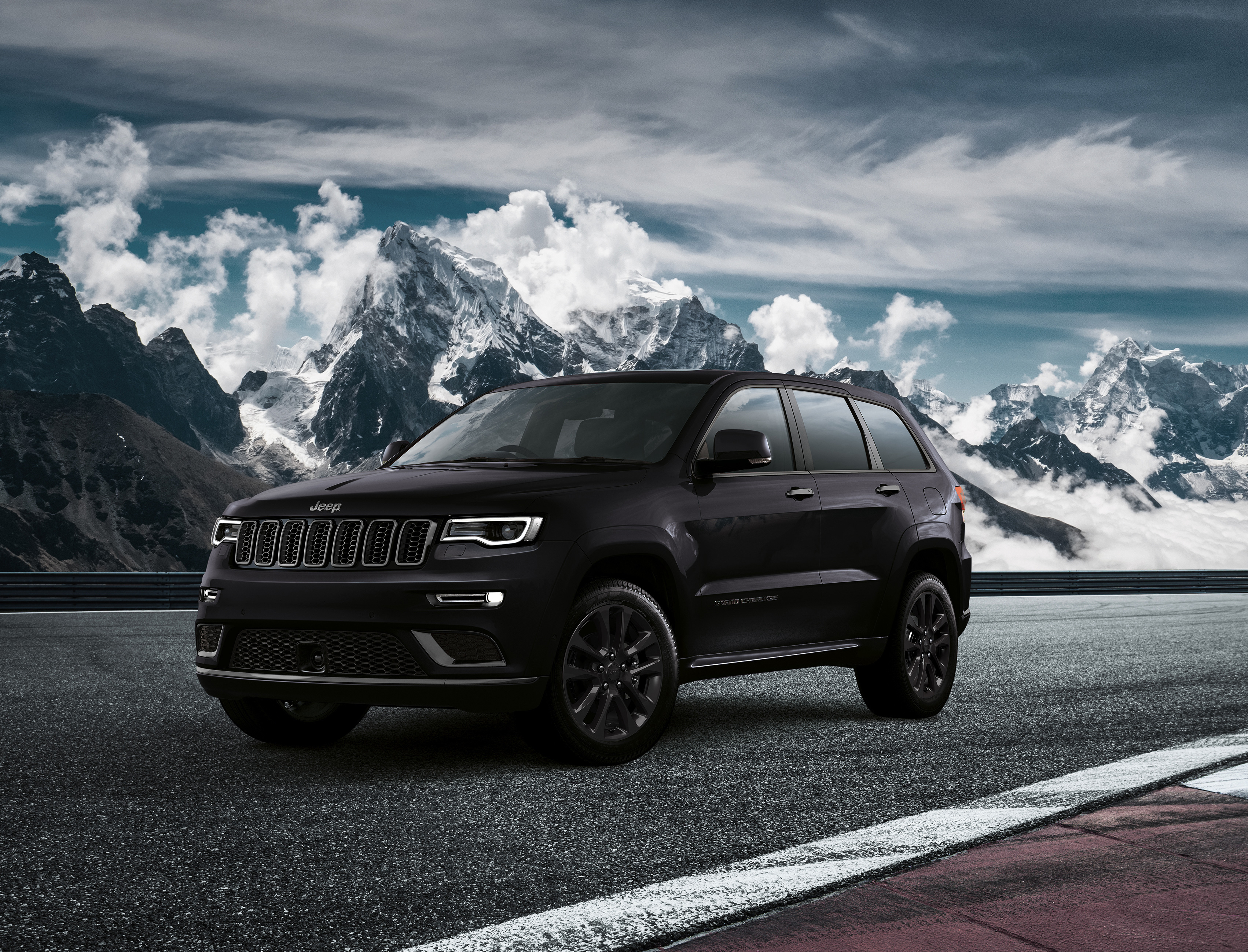 Black Jeep Grand Cherokee 4K HD Wallpaper