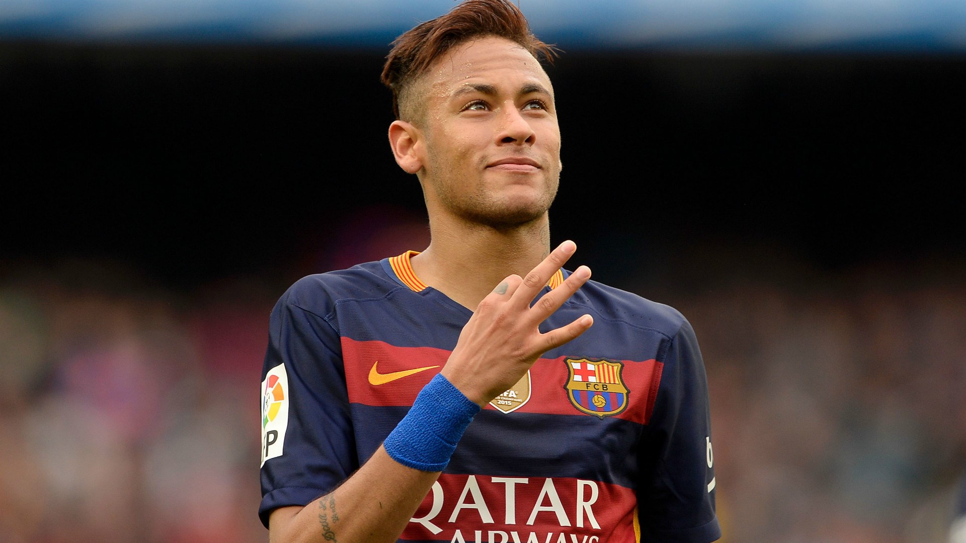 Neymar Jr. playing for FC Barcelona HD Wallpaper