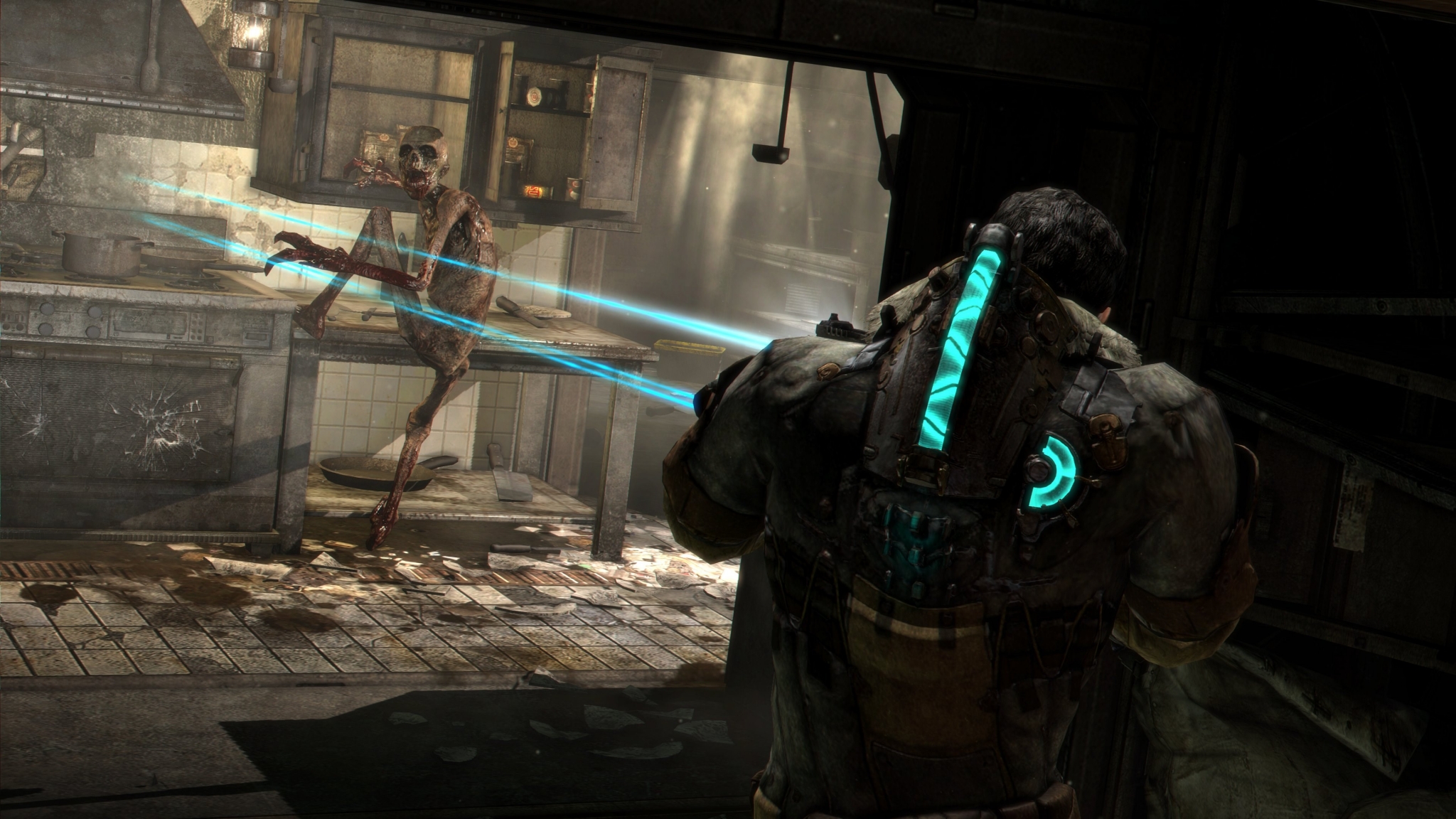 Isaac Clarke fighting a Necromorph in Dead Space HD Wallpaper