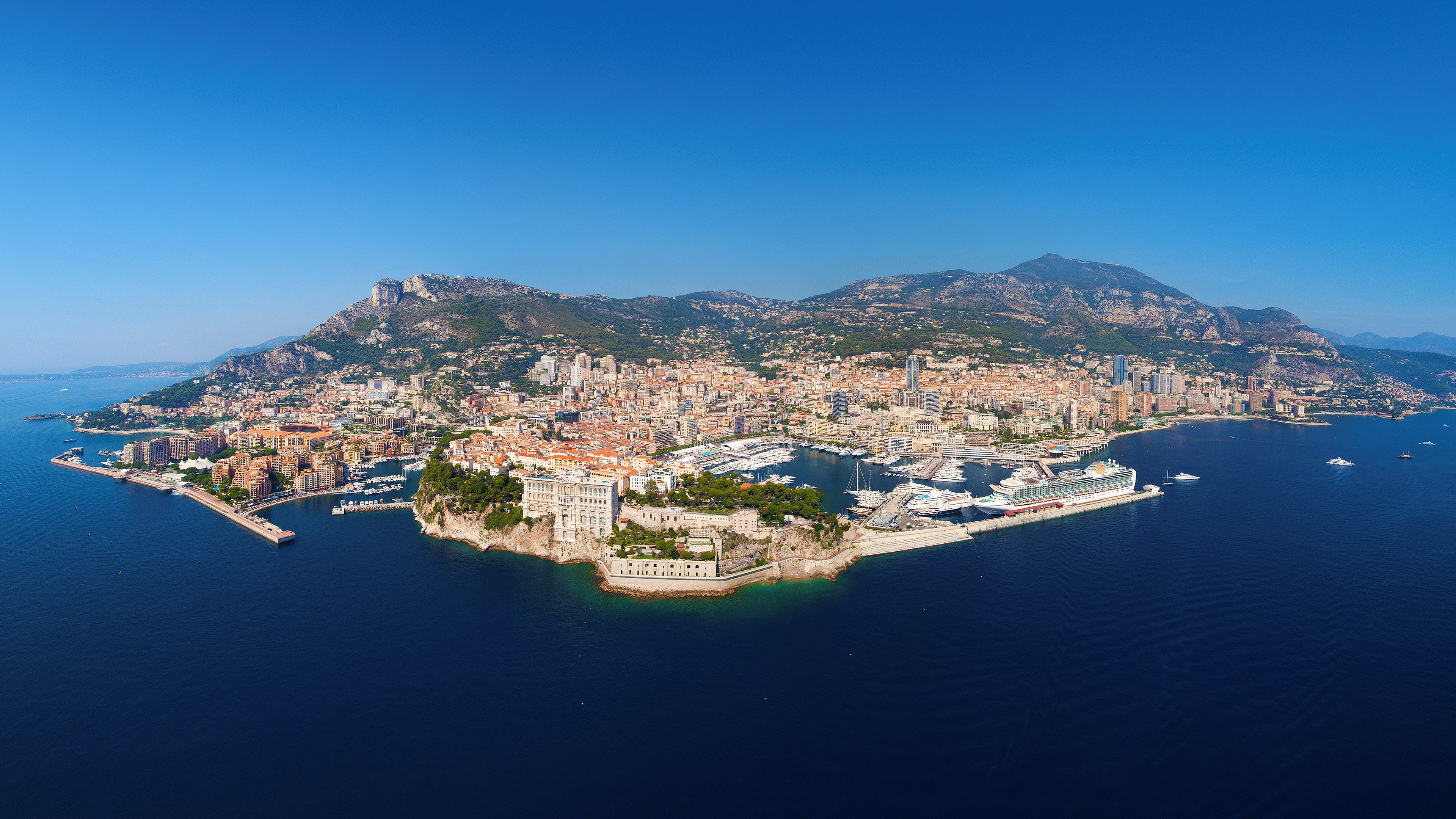 Panoramic view of Monaco coastline and cityscape HD Wallpaper