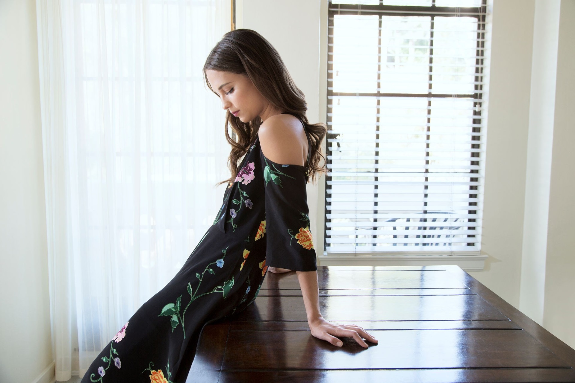 Alicia Vikander in a floral dress HD Wallpaper