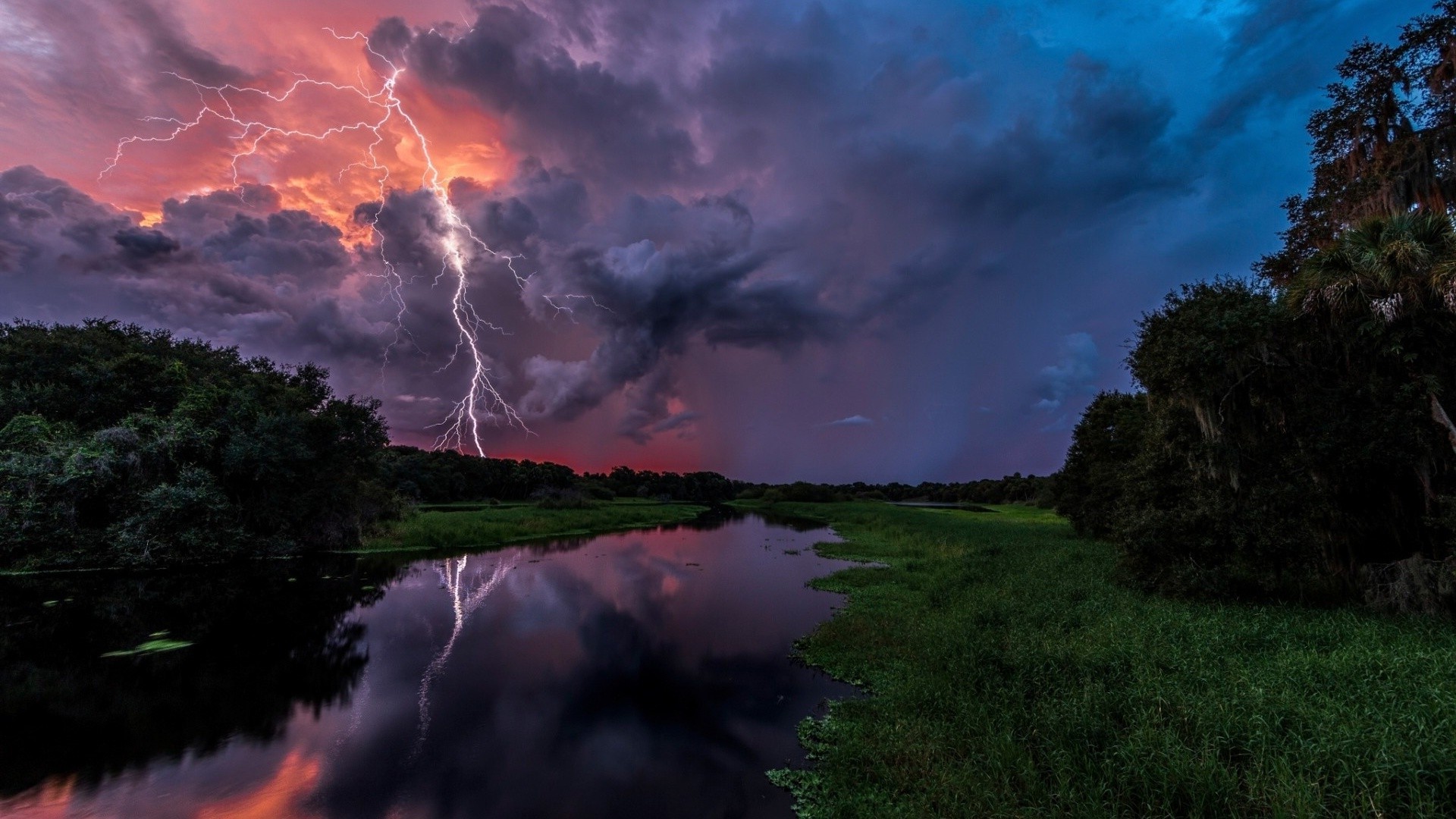 Florida Stormy Sunset with Lightning over River HD Wallpaper