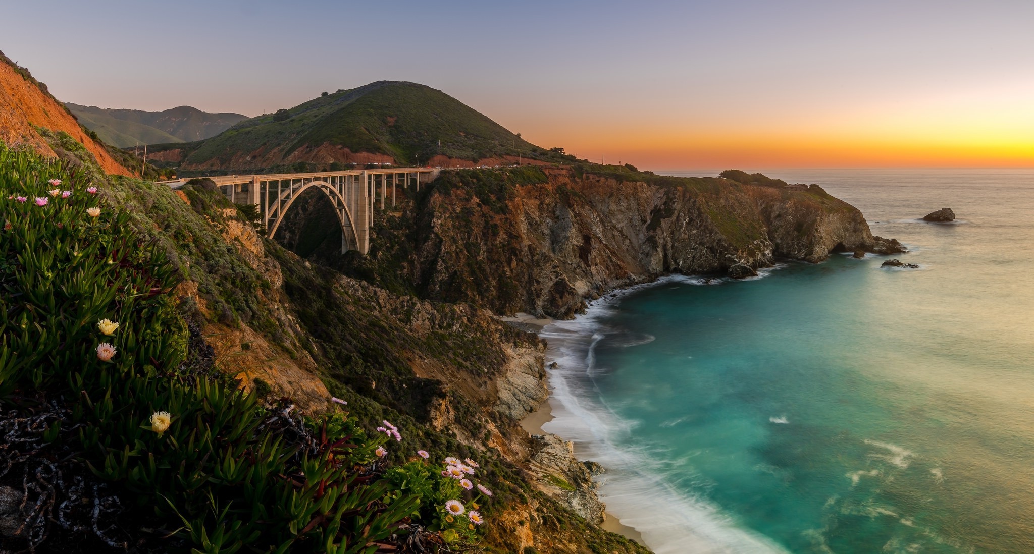 Bixby Bridge at sunset, Big Sur, California HD Wallpaper