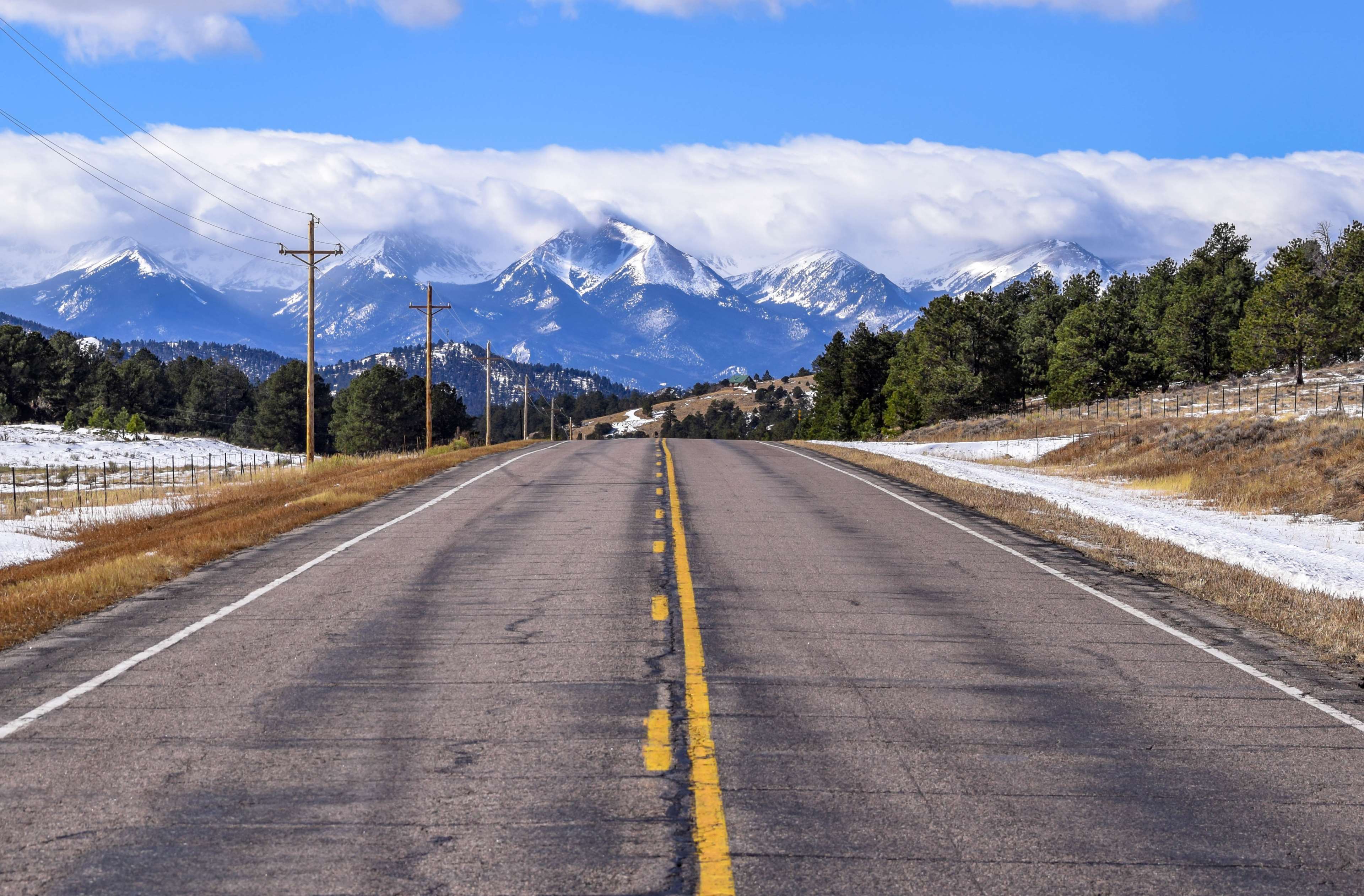 Road to Rocky Mountains in Colorado 4K HD Wallpaper